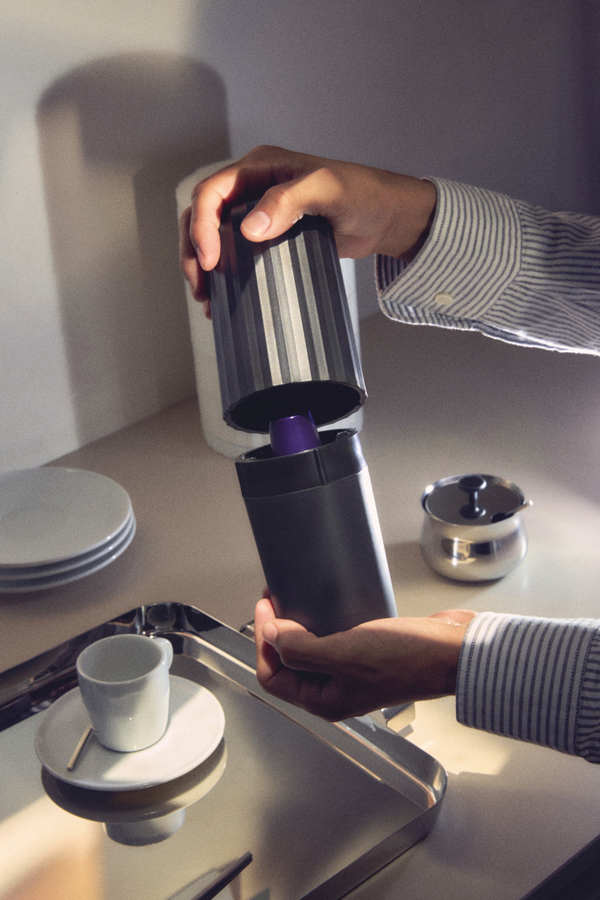 Black capsian recycling device