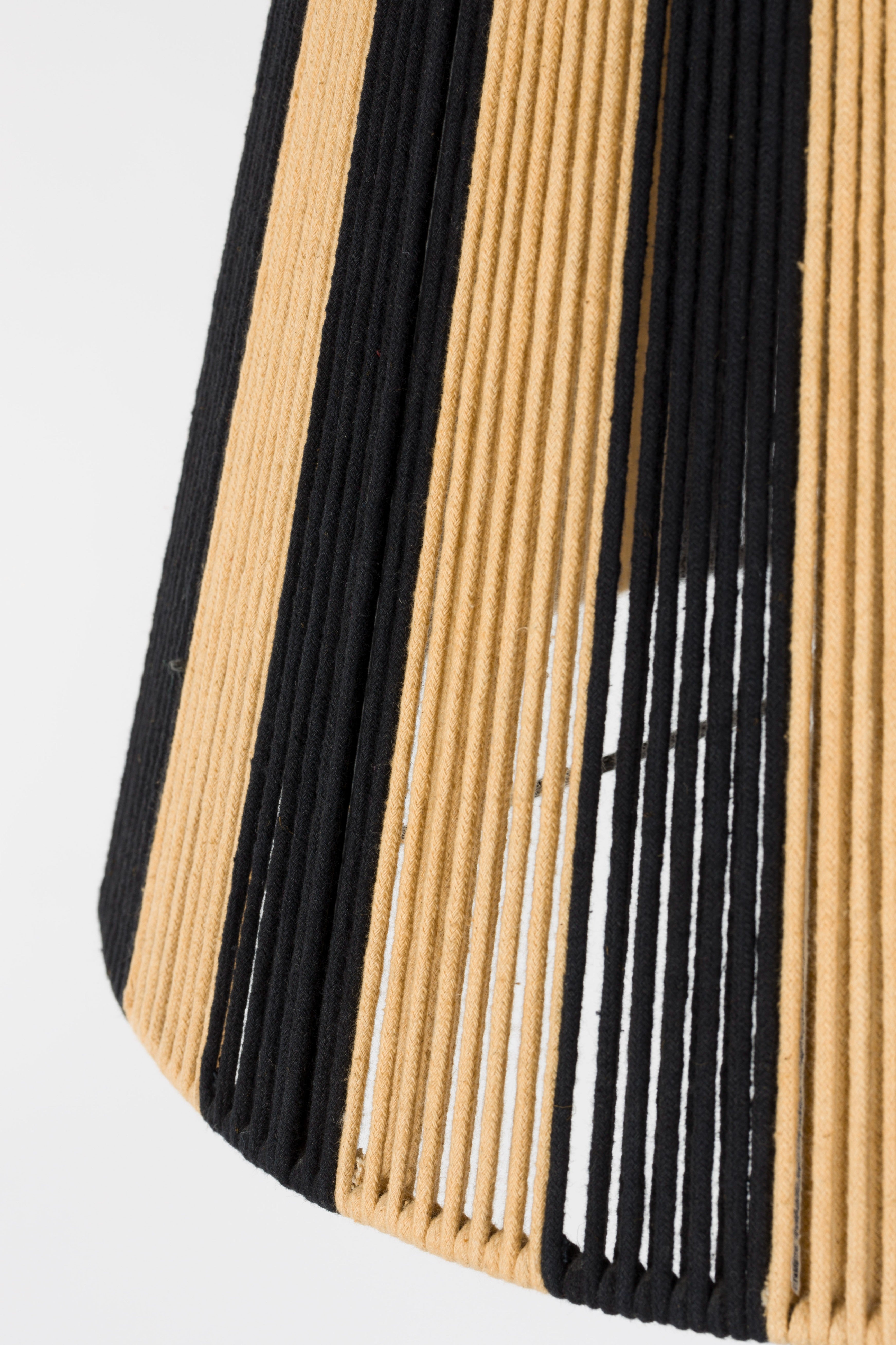 Lampa podłogowa STRIPE IT UP jasnobrązowy z czarnym
