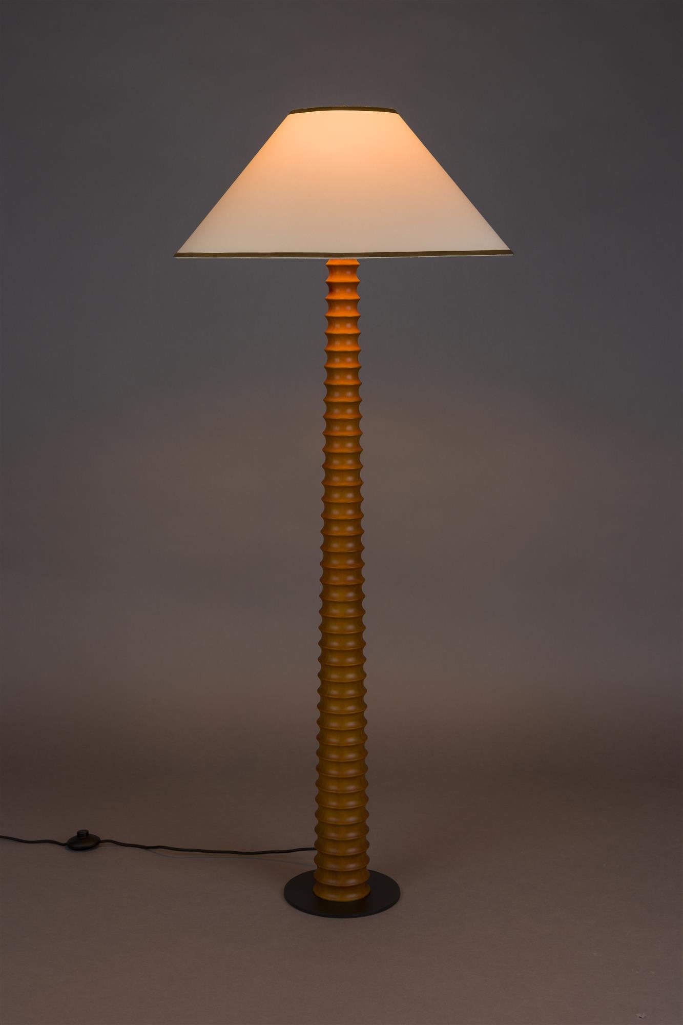 Lampa podłogowa HORACE drewno dębowe z bawełnianym kloszem