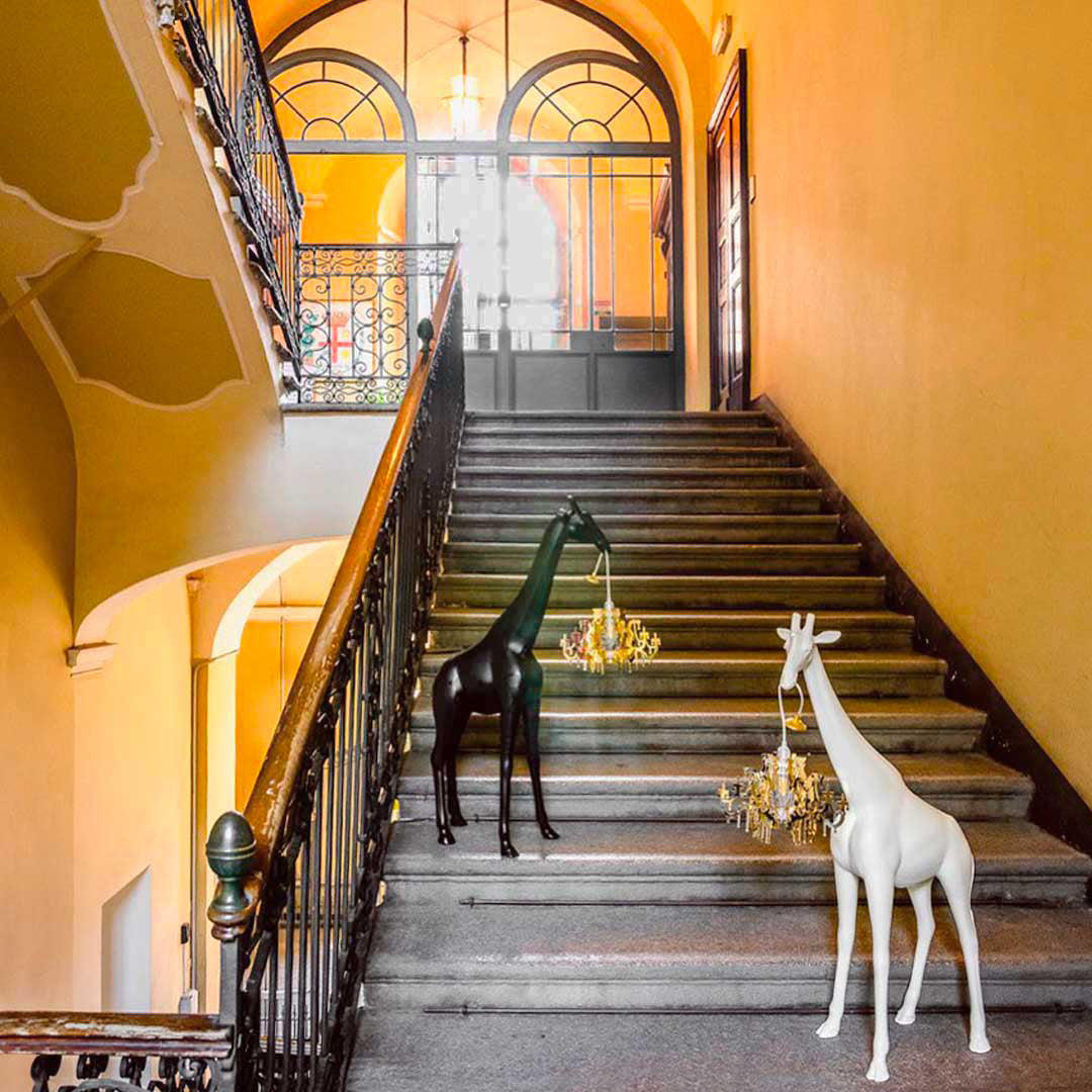 Lampa GIRAFFE IN LOVE M biały z czerwonym kloszem