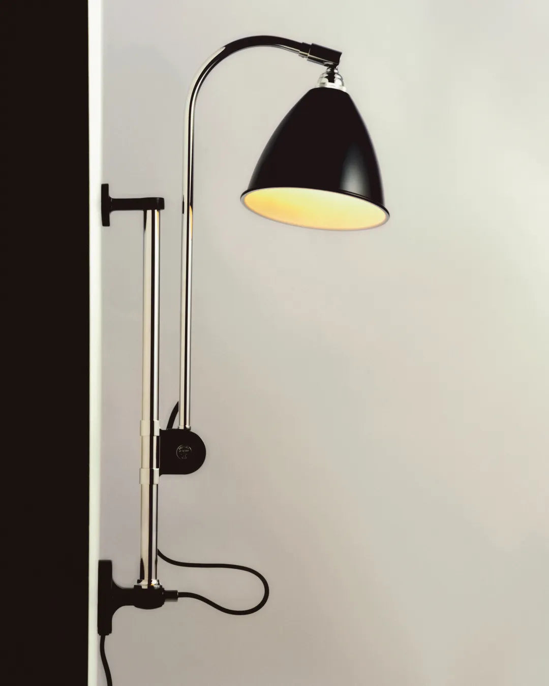 BESTLITE BL5 Wall Lamp in Brass with Cream Shade