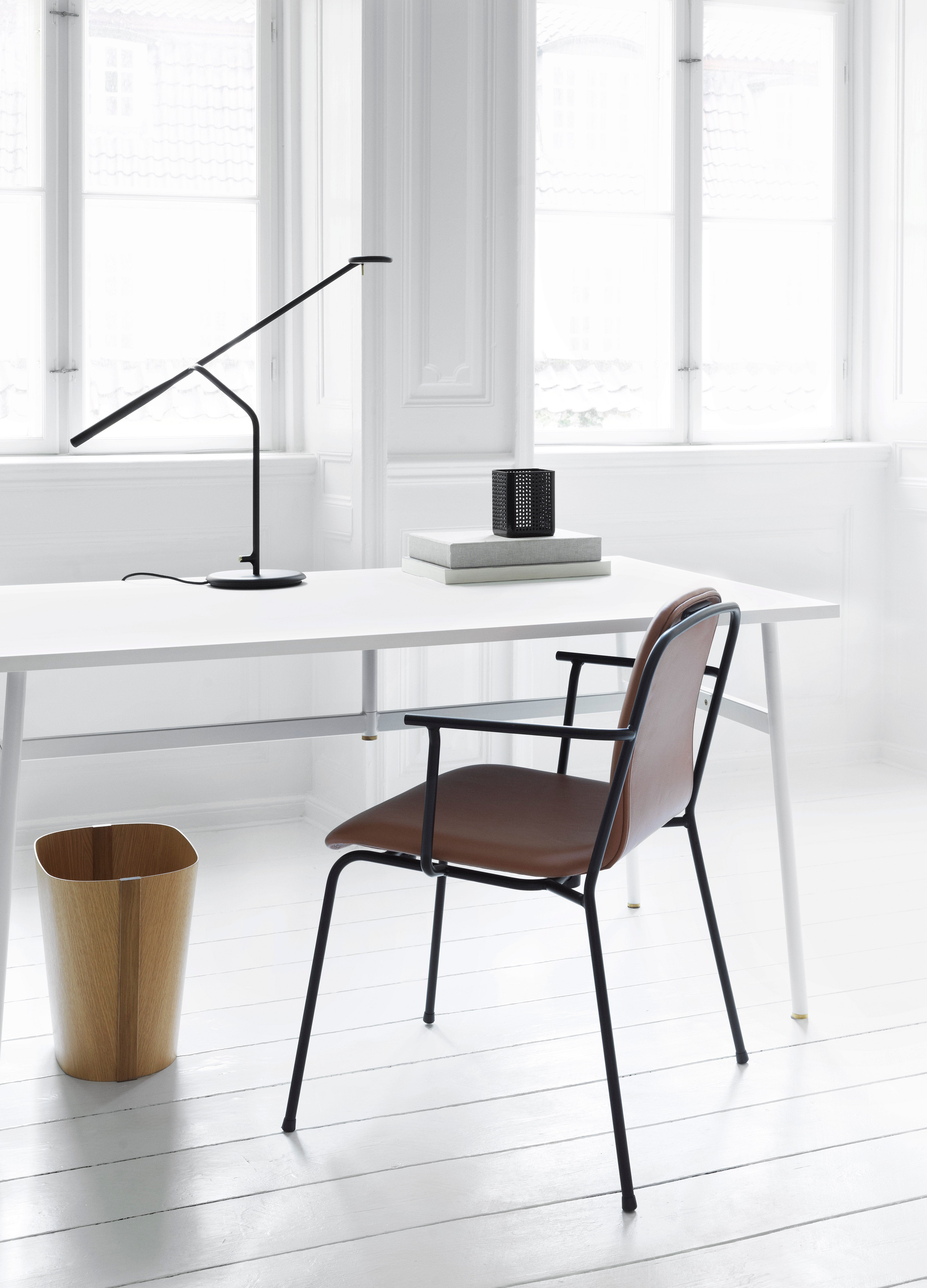 Lampa biurkowa FLOW czarny