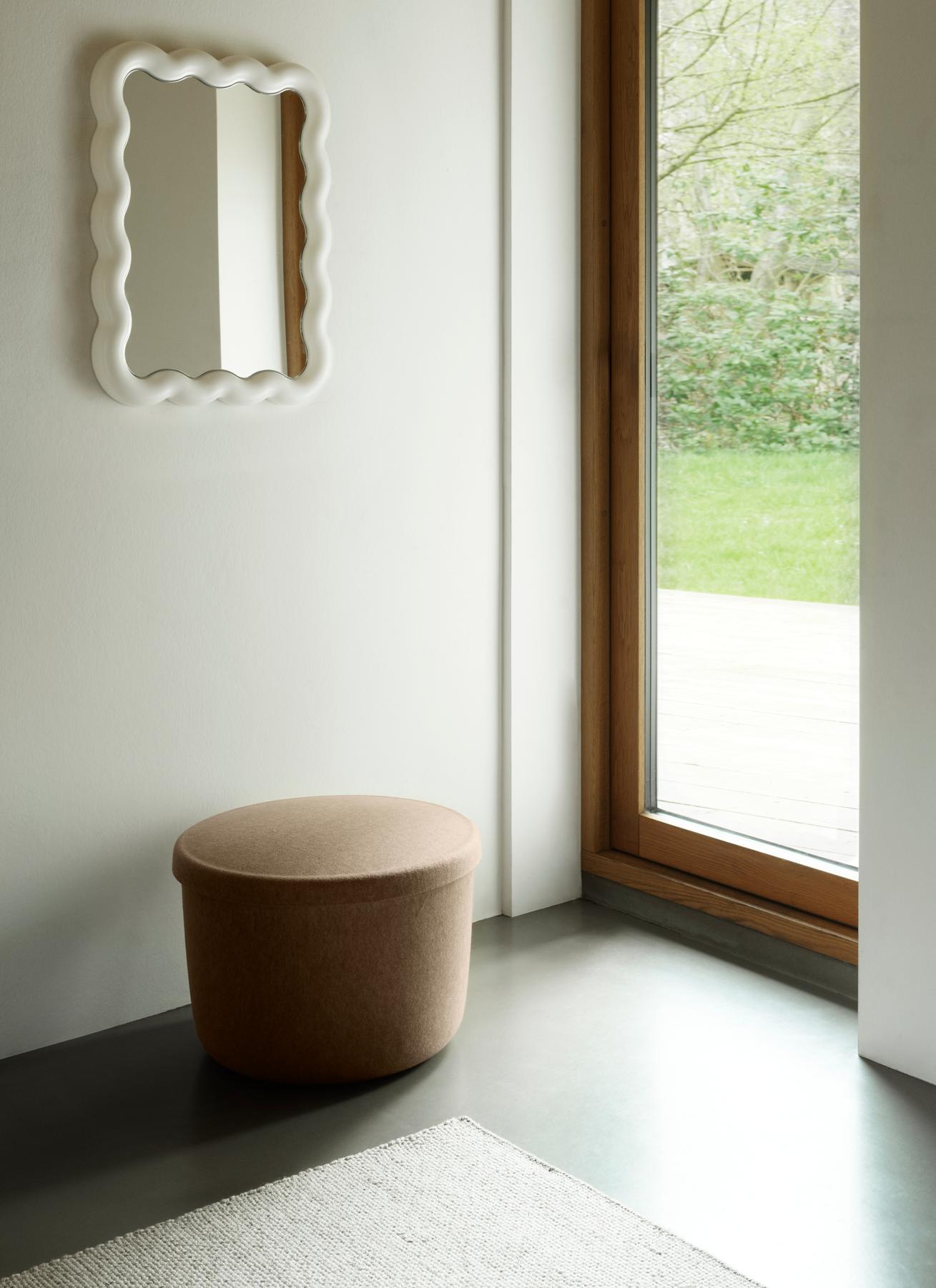 Pouf with hide blue storage