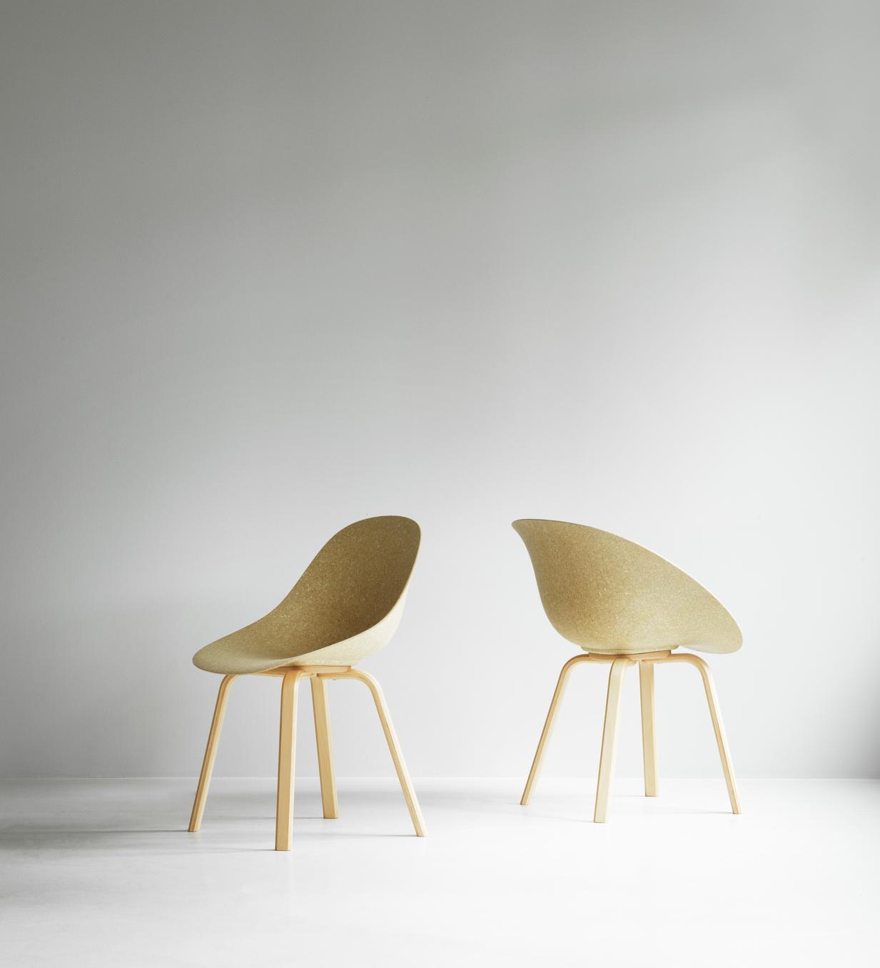 Krzesło MAT ARMCHAIR beżowy ze sklejką bukową