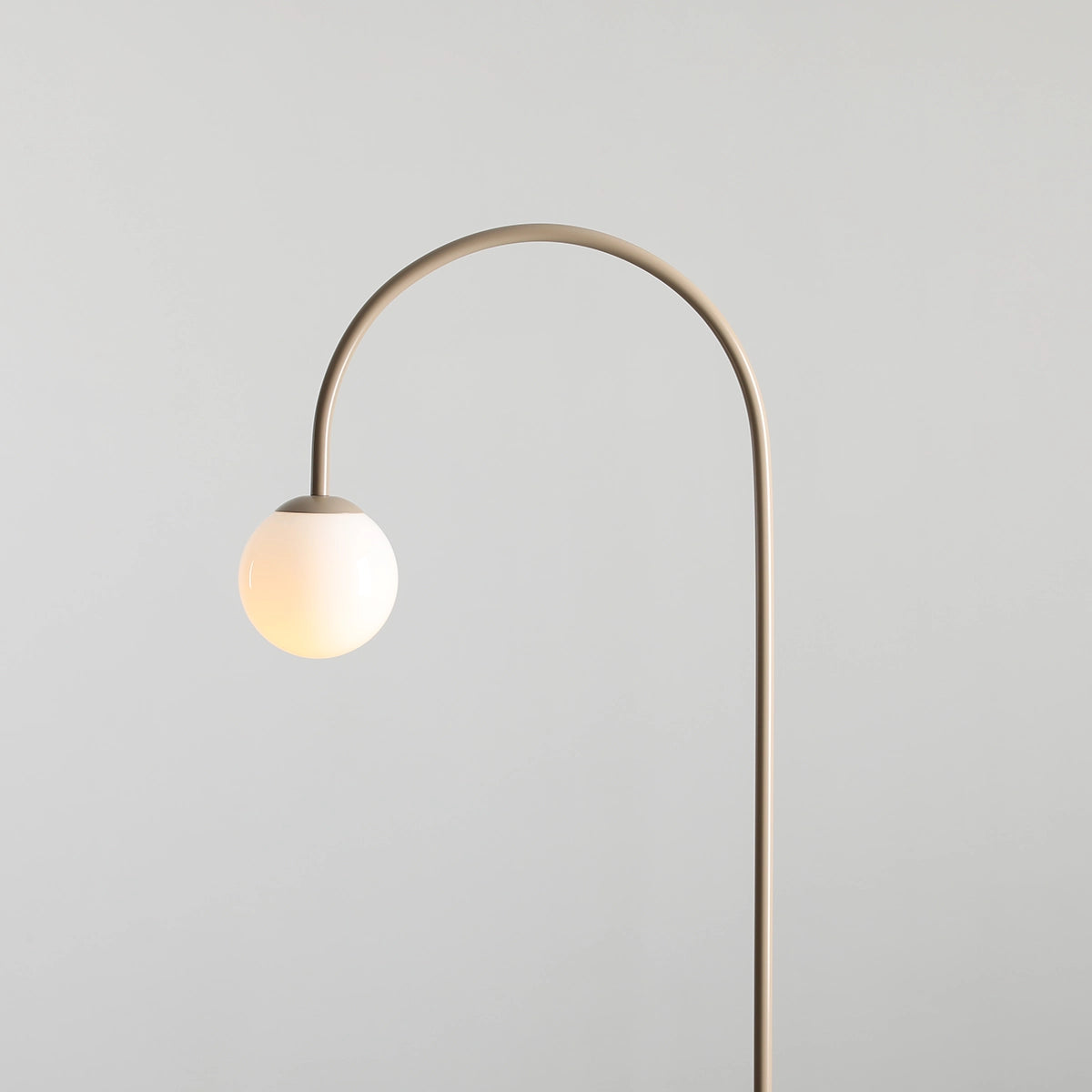Lampa podłogowa UNA beżowy