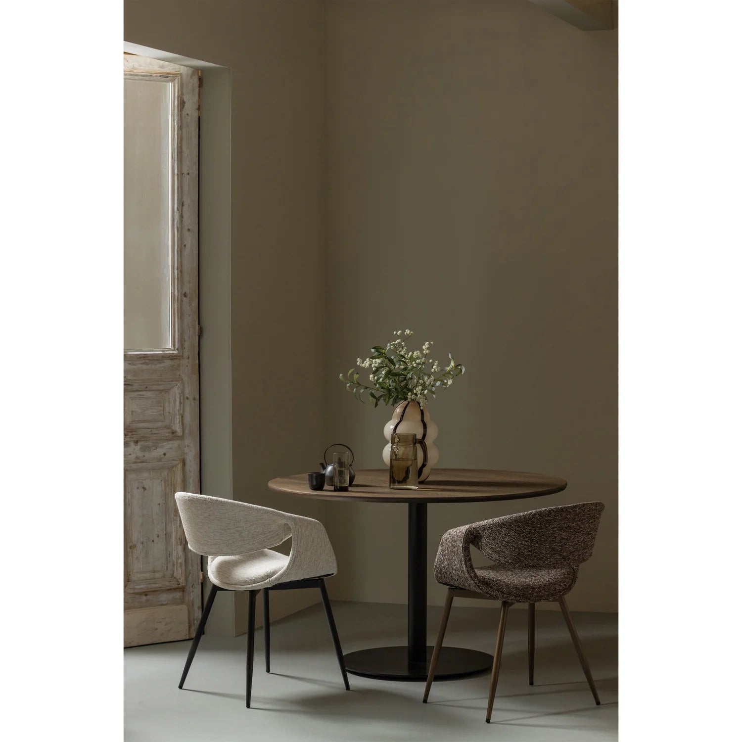 YOSSI Armchair brown with brown metal base
