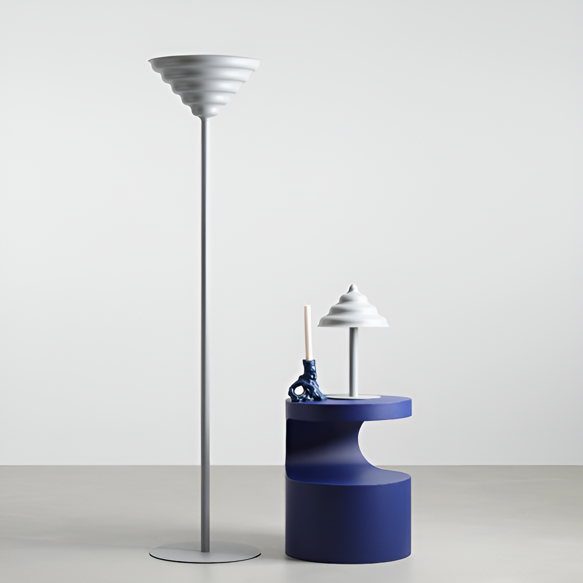 Lampa podłogowa FALA szary