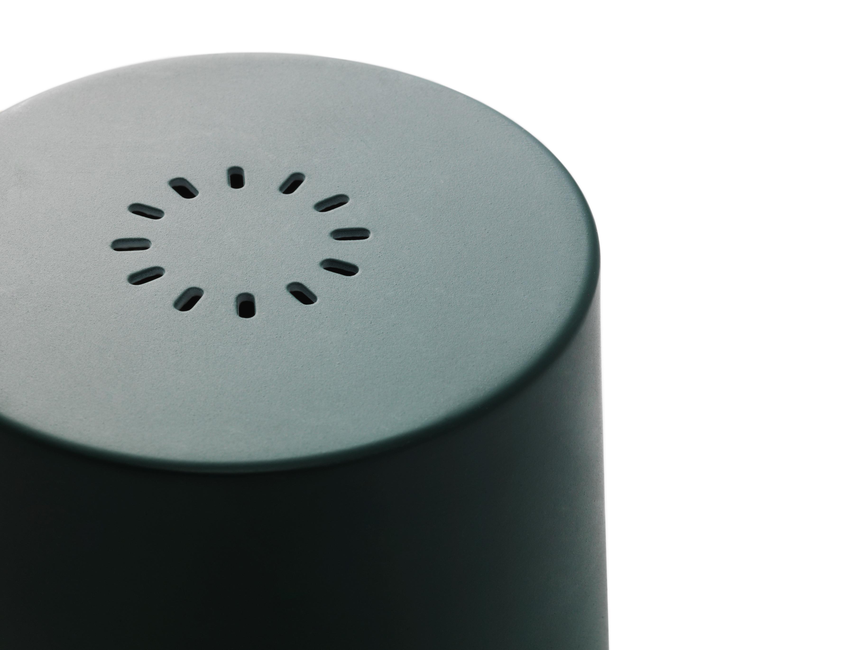 RISE black wall lamp