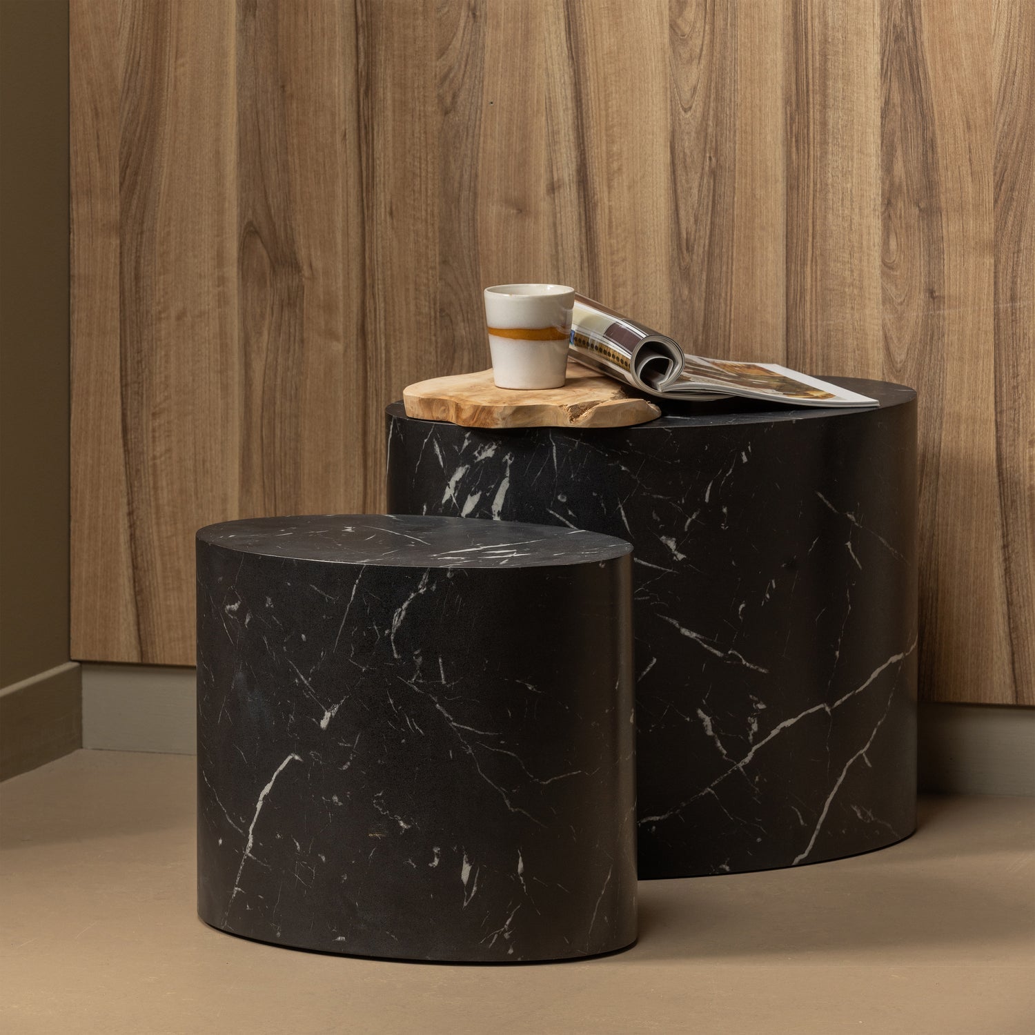 Black quint table