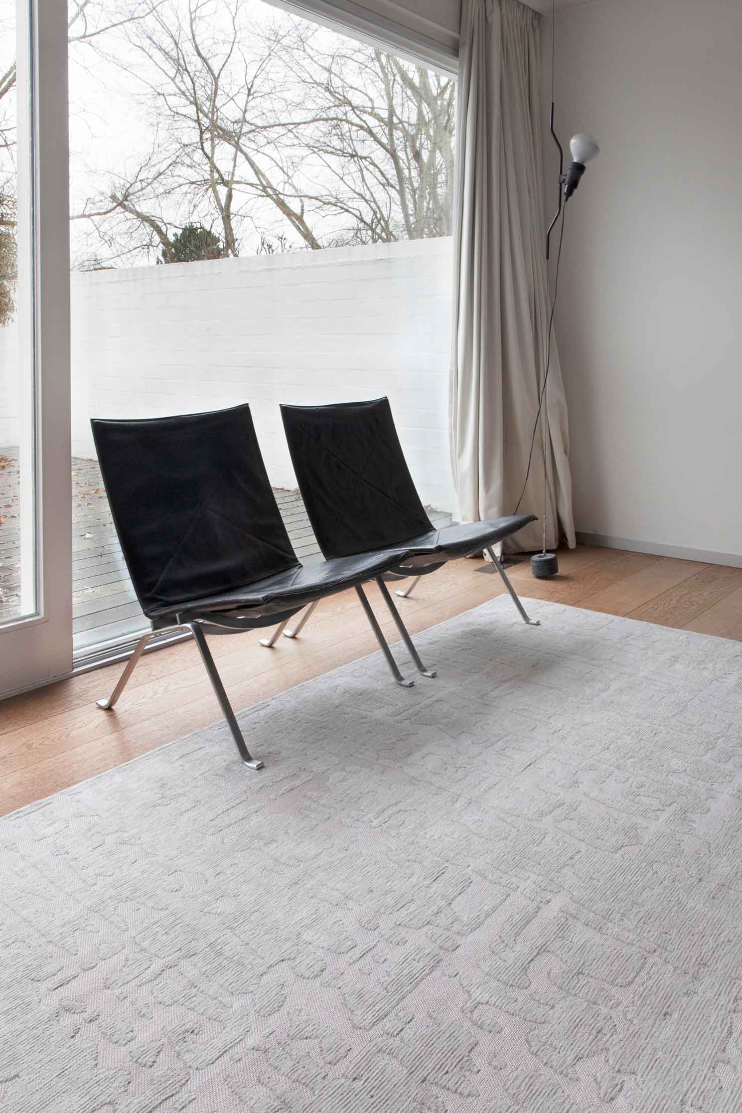 Baobab tsingy oyster rug white
