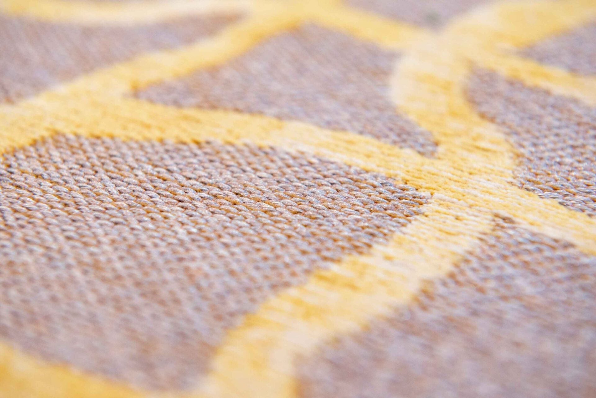 Dywan DEDALO YELLOW SCARAB pomarańczowy