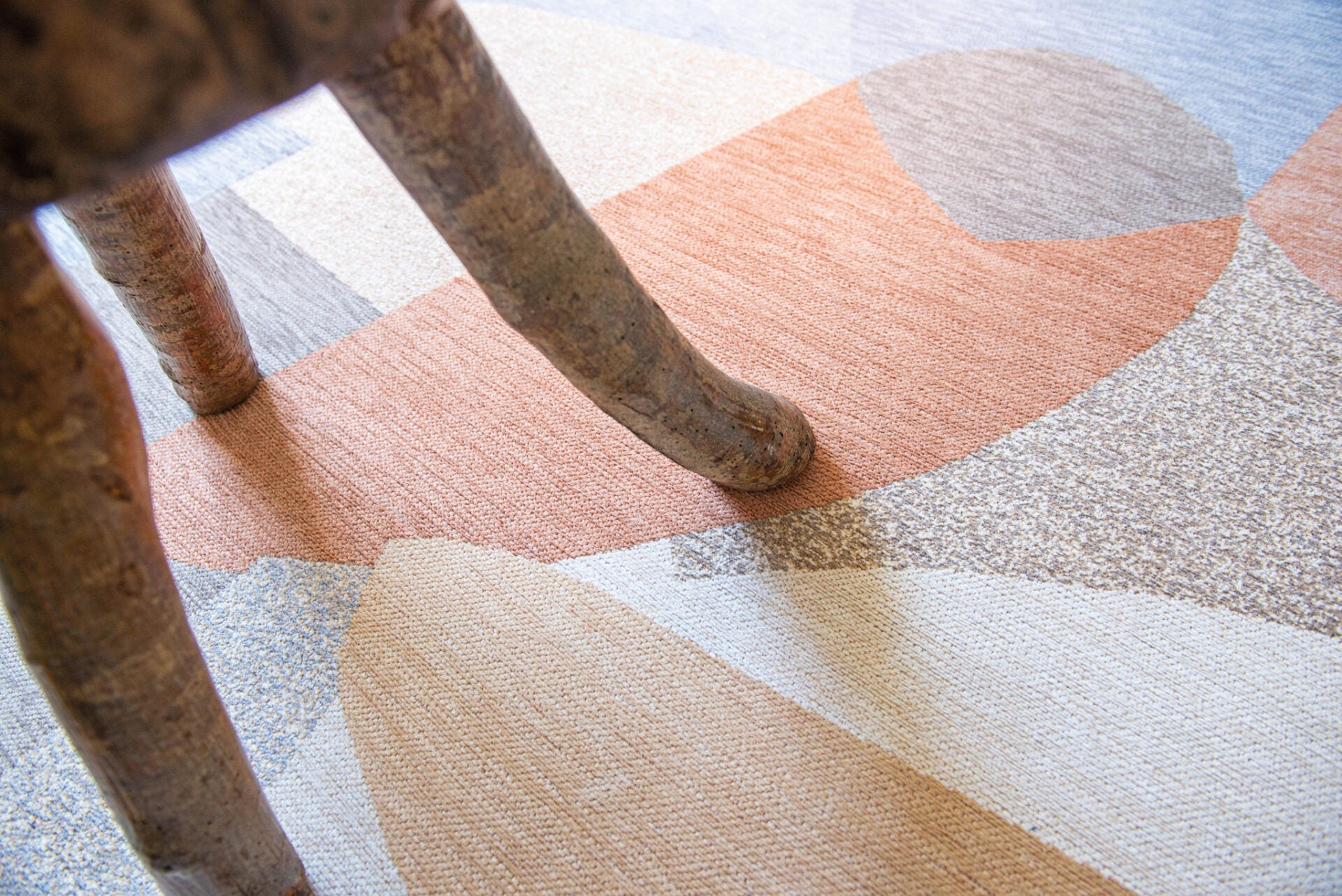 Shapes Secret rug beige