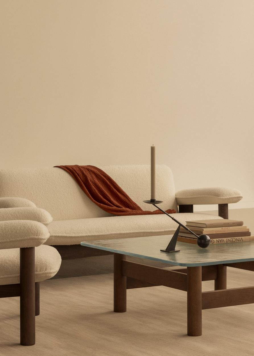 Sofa BRASILIA beżowy z dębową podstawą