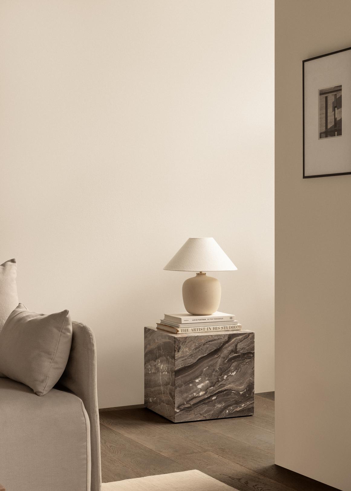 PLINTH CUBIC Side Table Black Marble