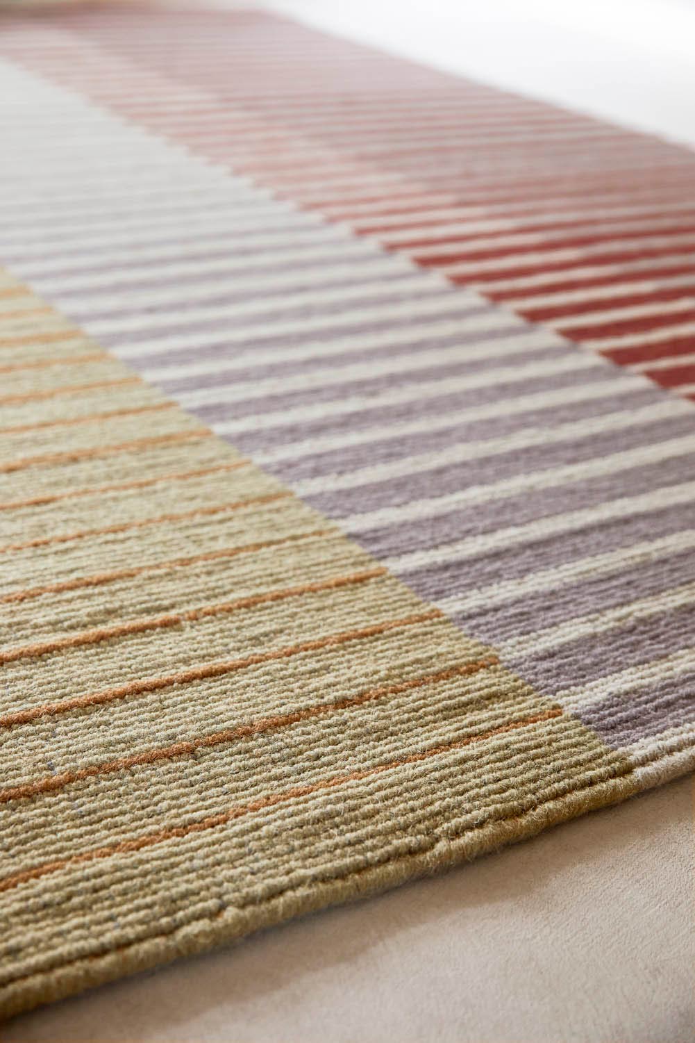 Artisan Focus red-yellow rug