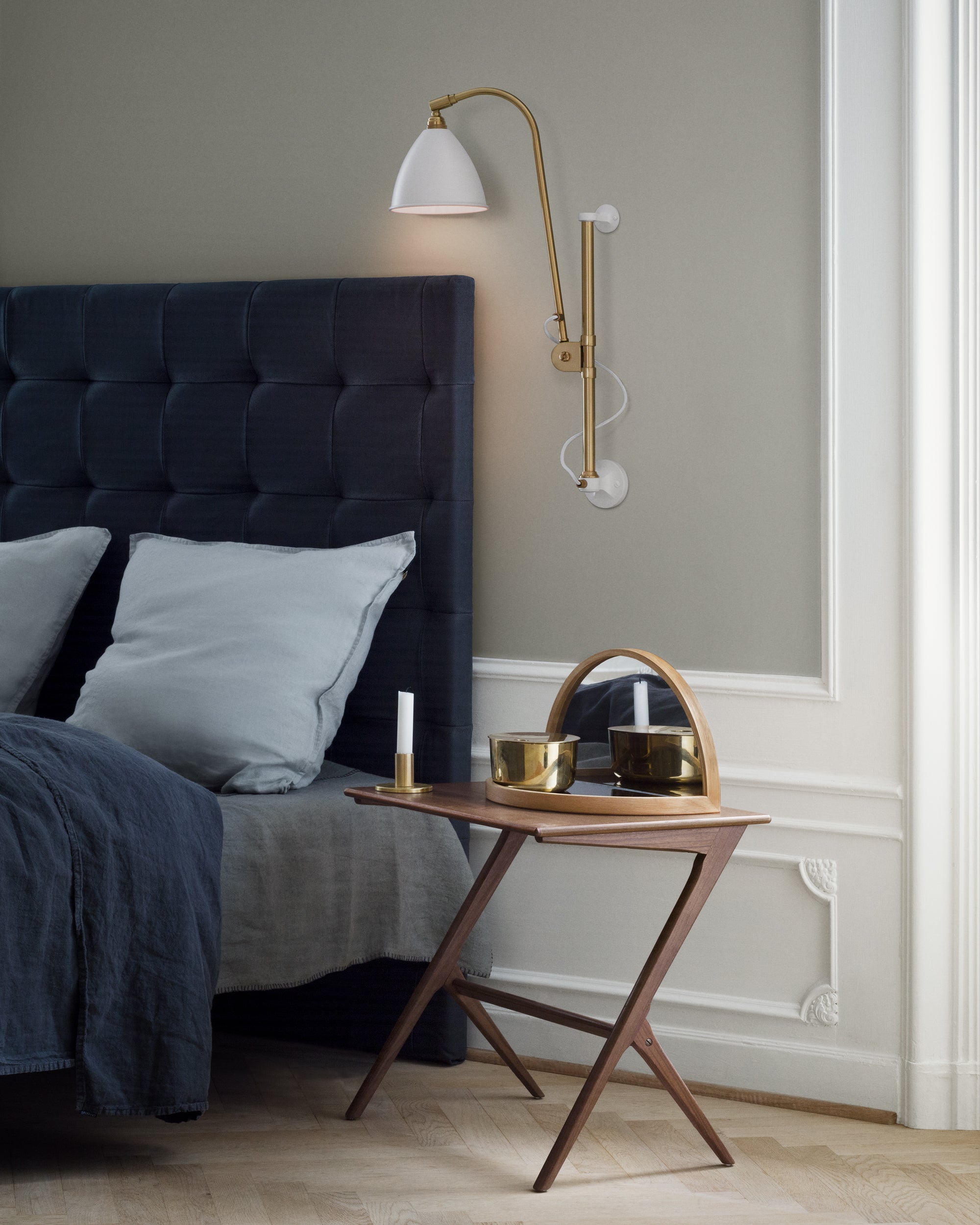 BESTLITE BL5 Wall Lamp in Brass with Cream Shade
