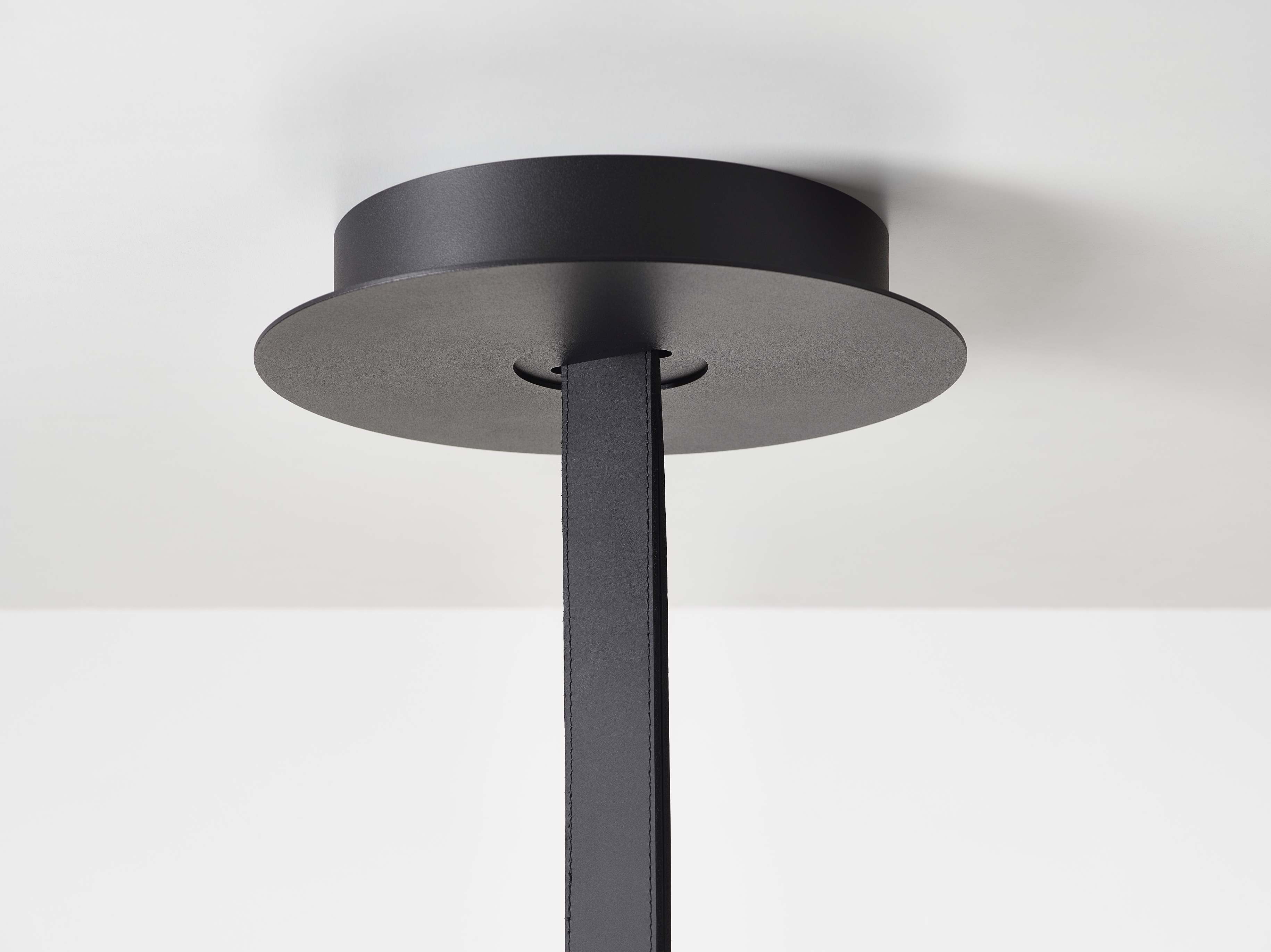 Lampa wisząca MONA czarna podsufitka