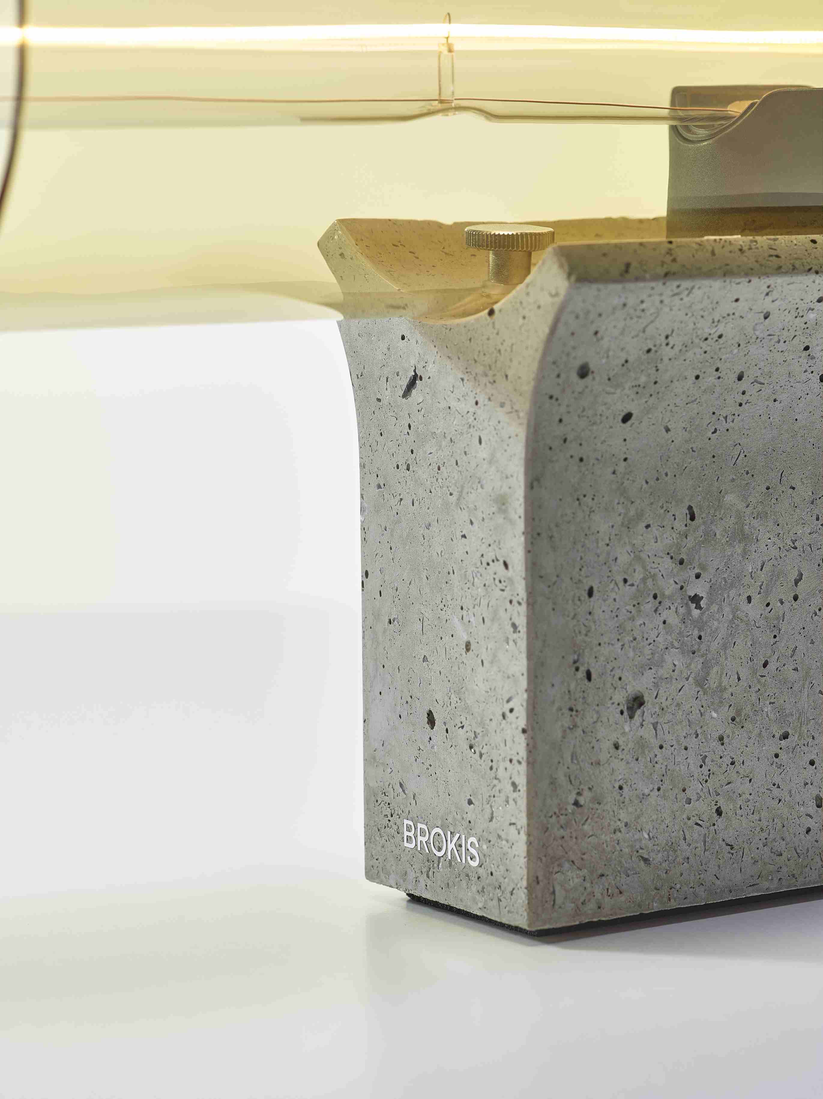 Overlay table lamp concrete