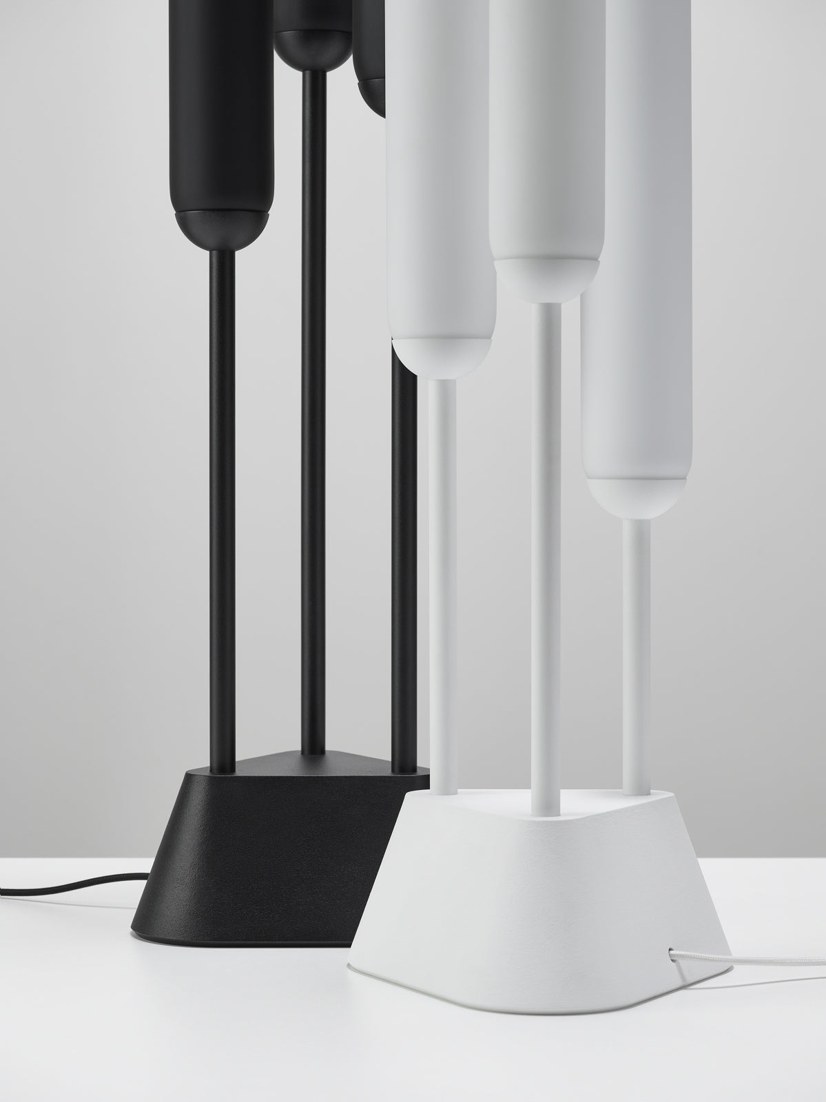 Lampa podłogowa PURO szkło matowe