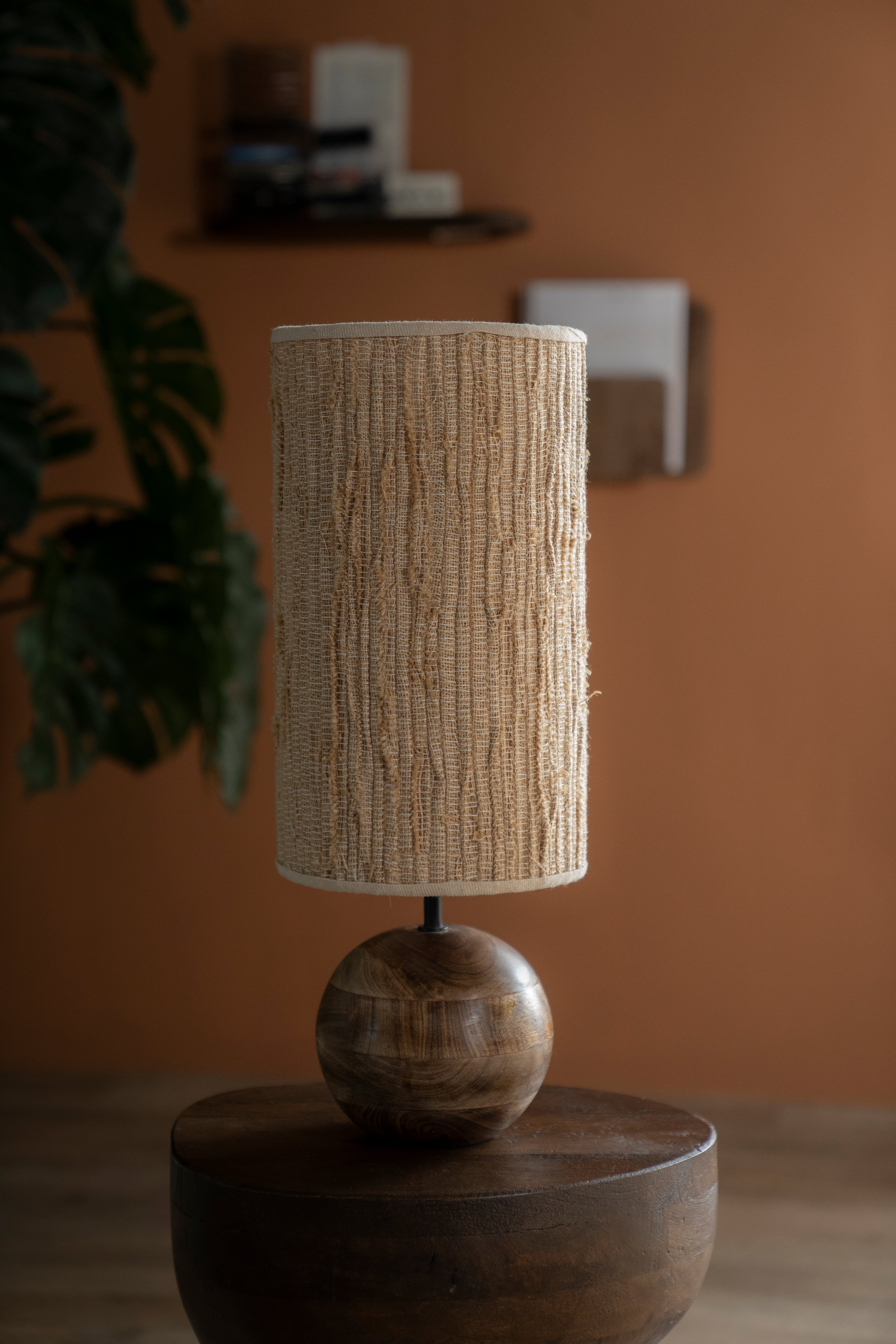 Lampa stołowa GADJA juta z drewnianą podstawą