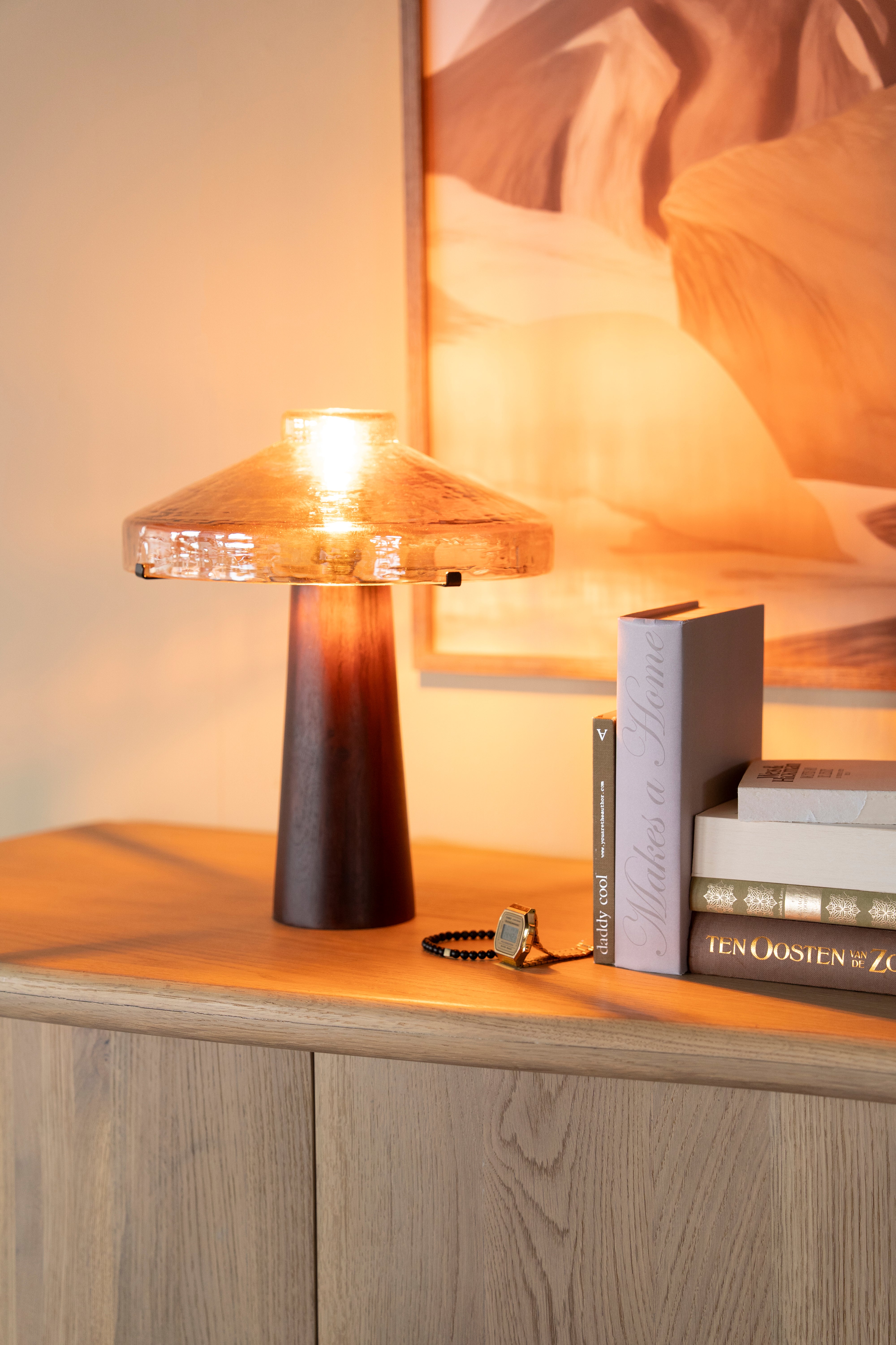 Lampa stołowa DOME drewniana podstawa ze szklanym kloszem