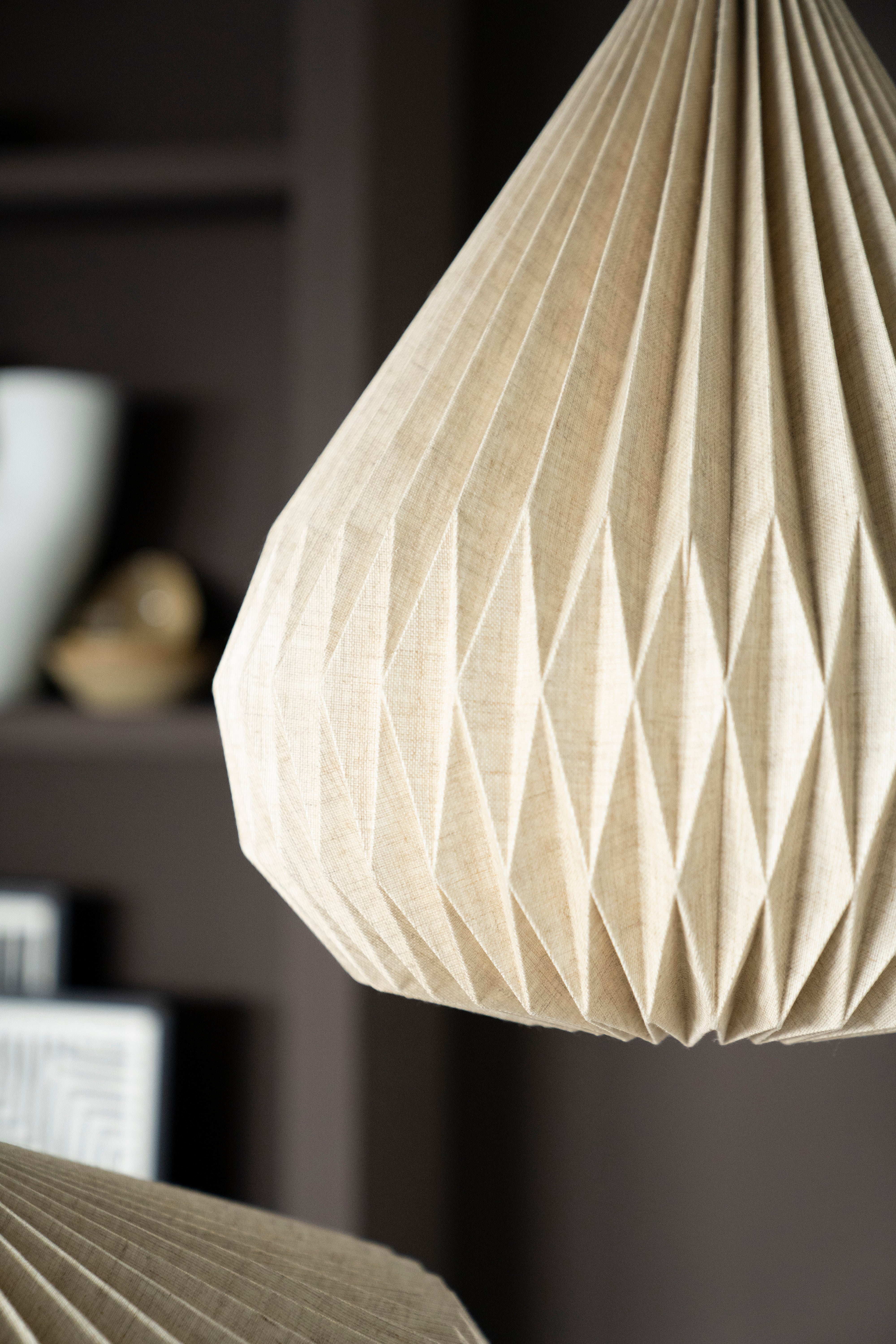 Lampa wisząca ZUKI papier i len