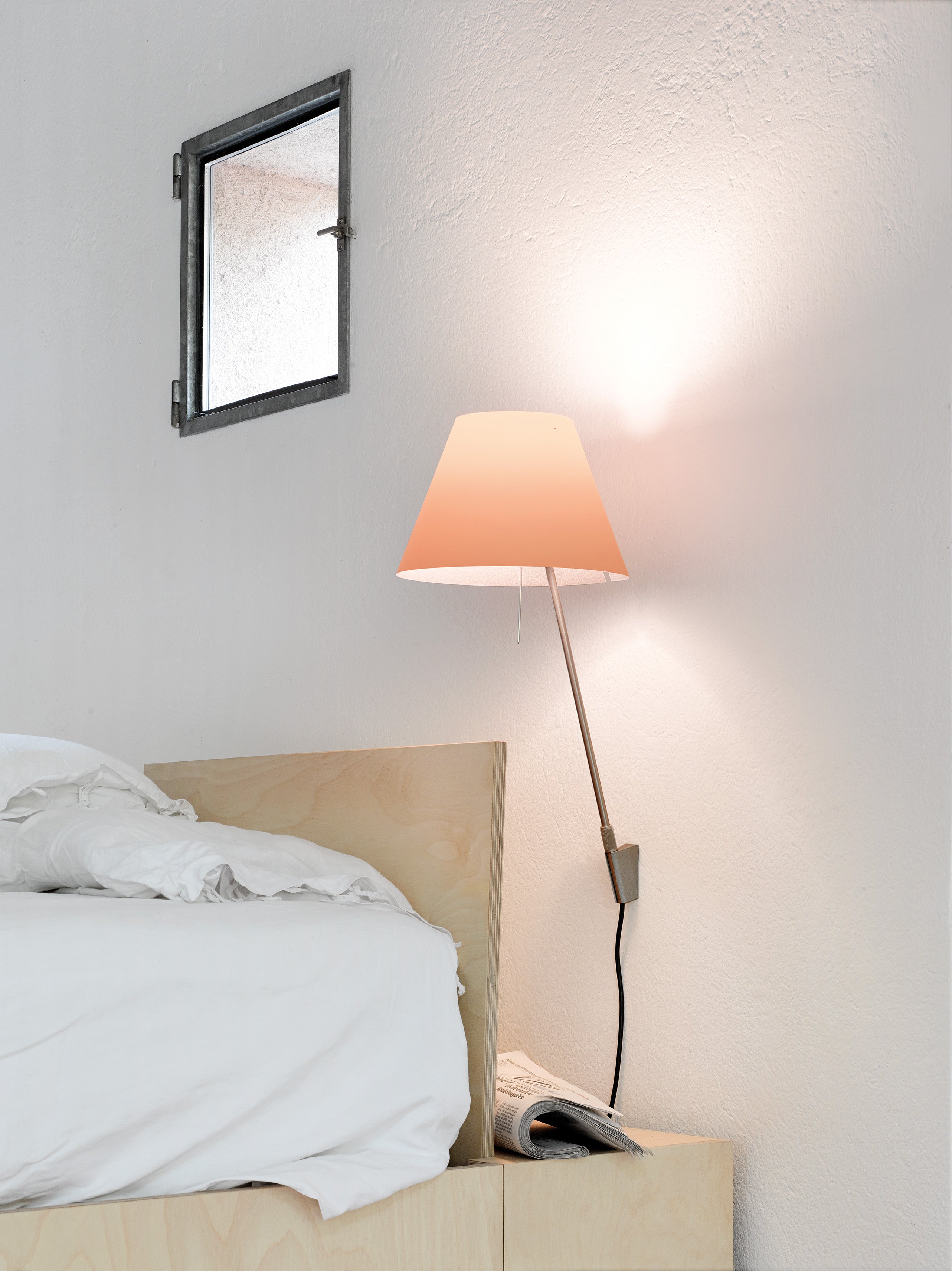 Lampa ścienna COSTANZINA czerwony