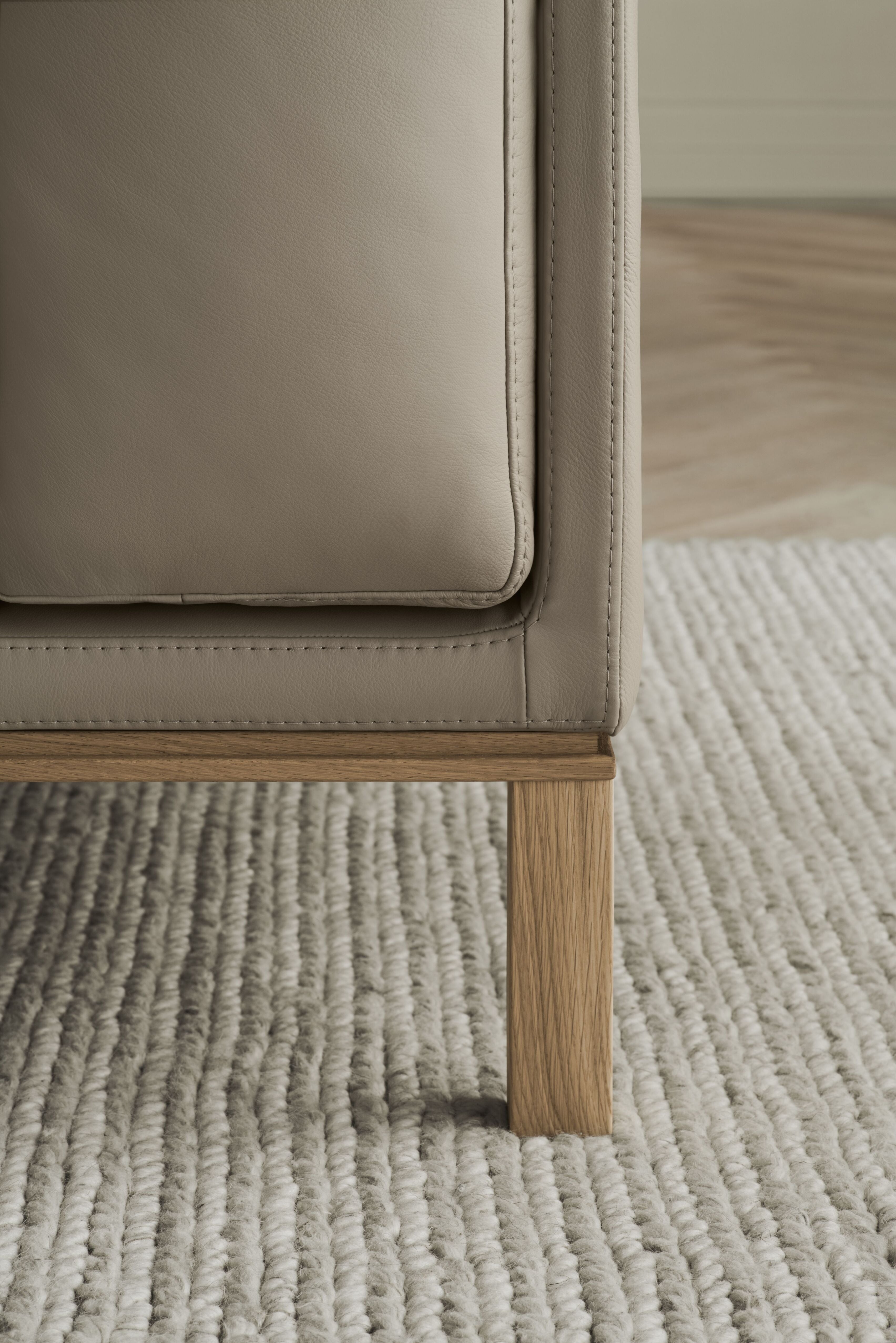 Sofa modułowa COSY - moduł środkowy z dębową podstawą