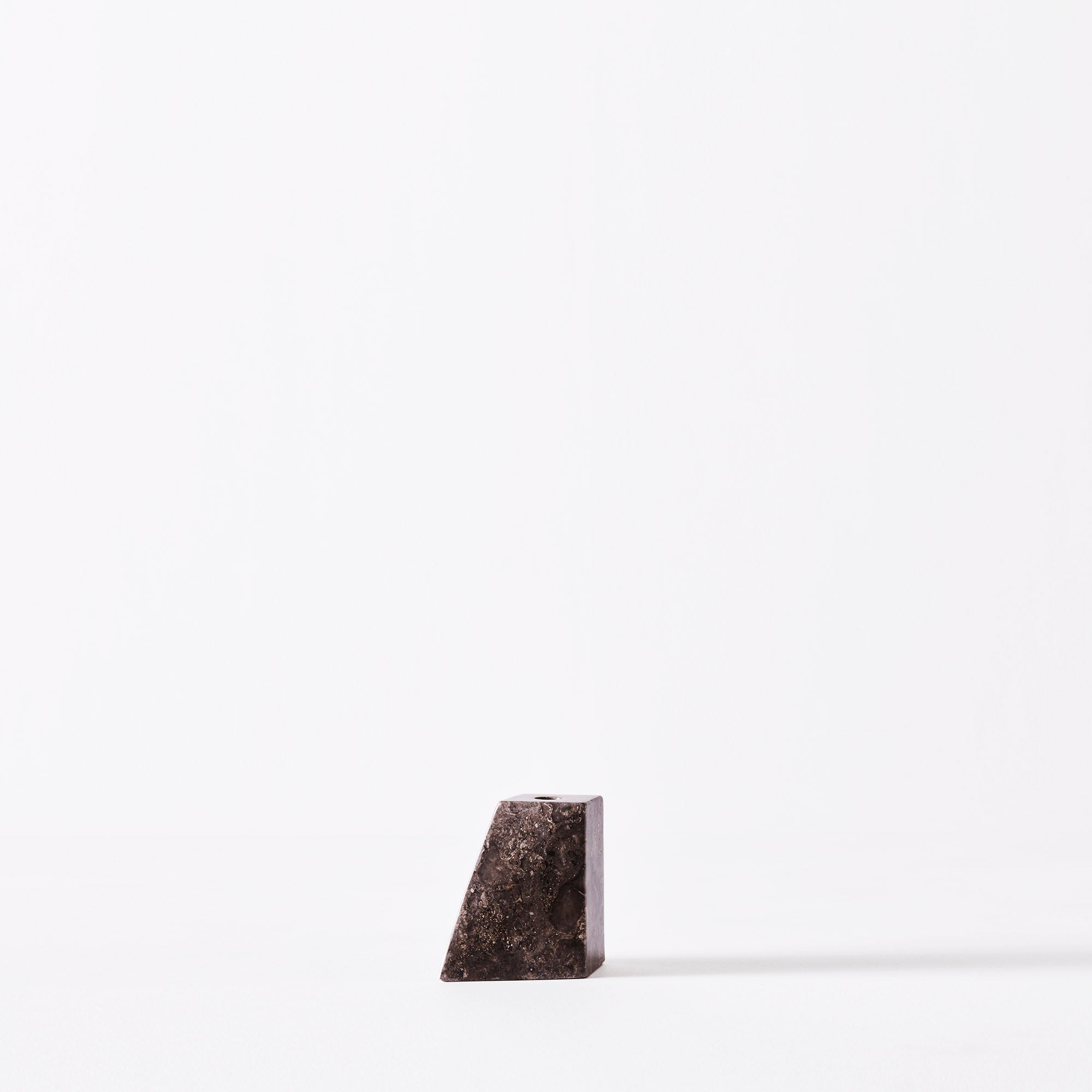Zestaw świeczników PYRAMID szary marmur