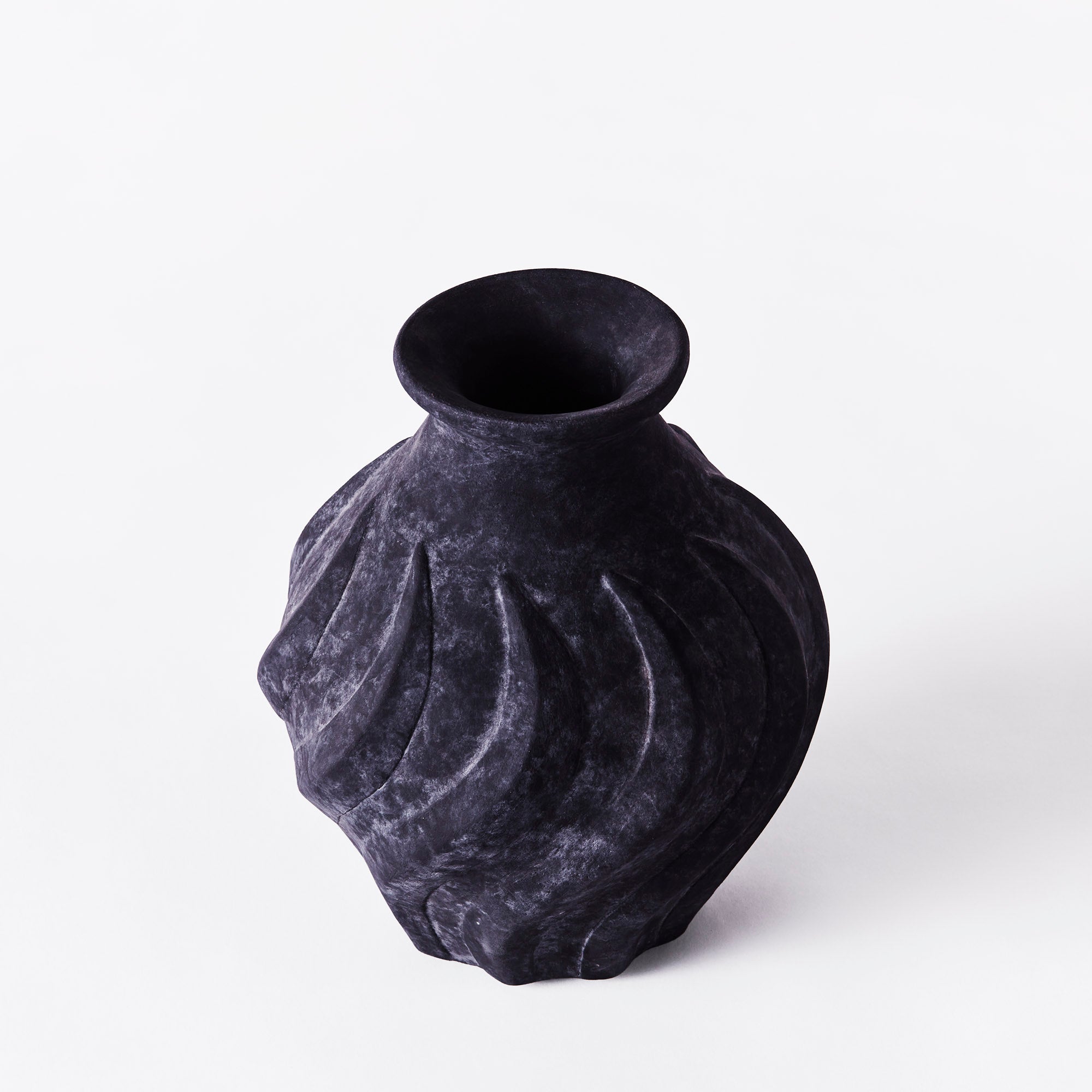 Wazon SWIRL czarna ceramika
