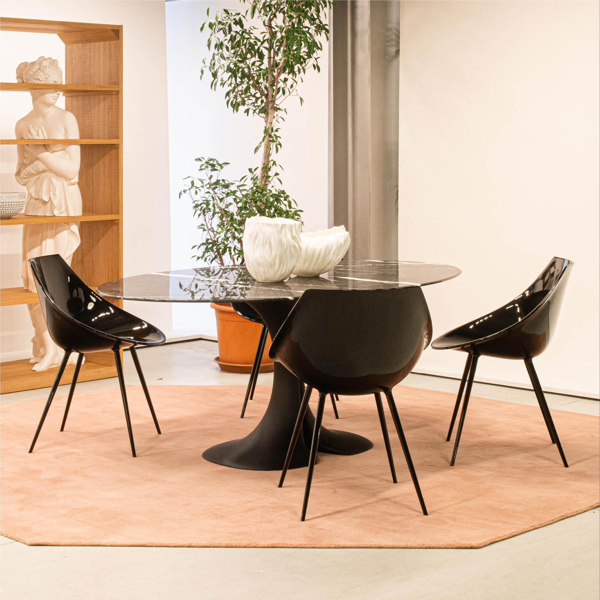 Yellow lagò chair