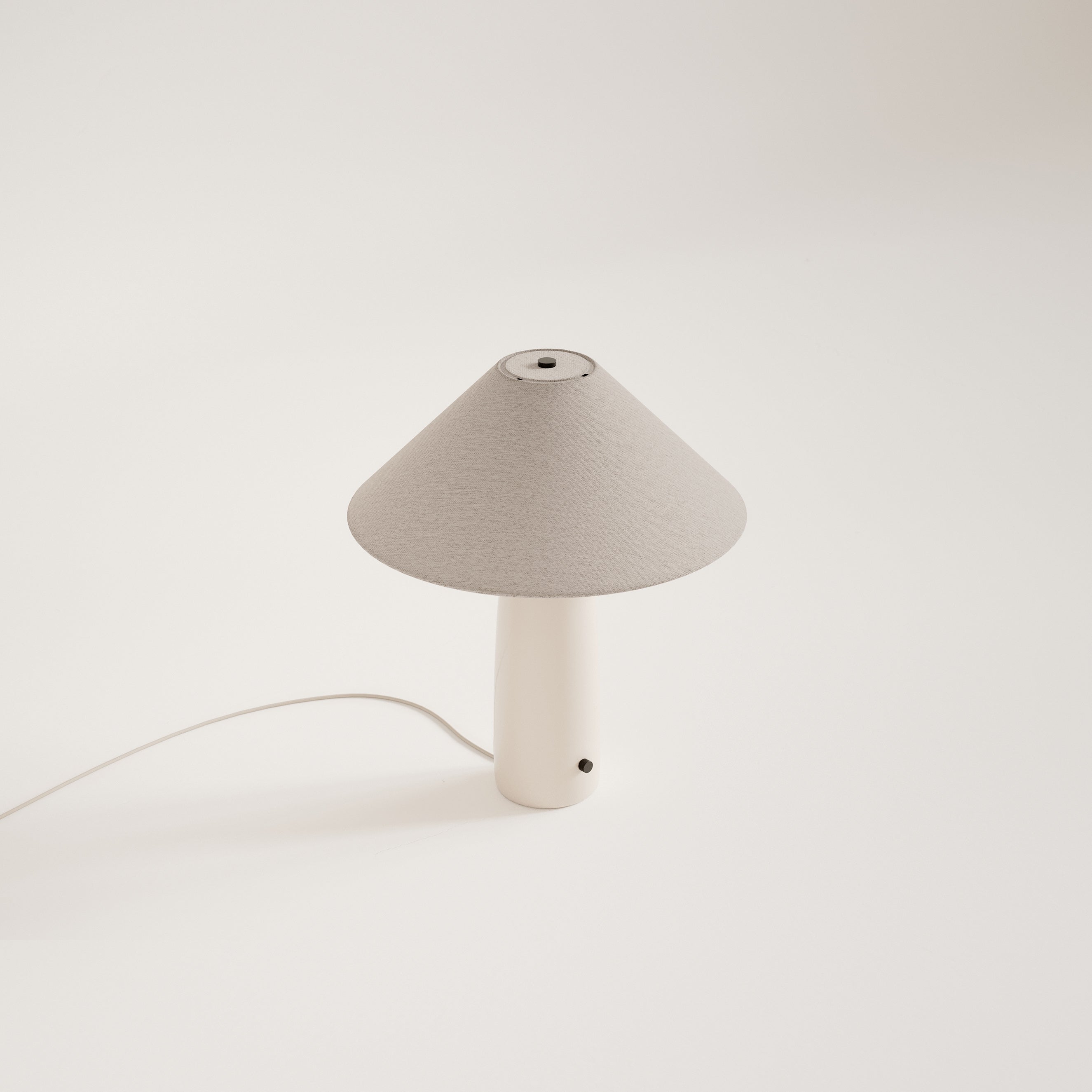 Lampa stołowa BATON beżowy