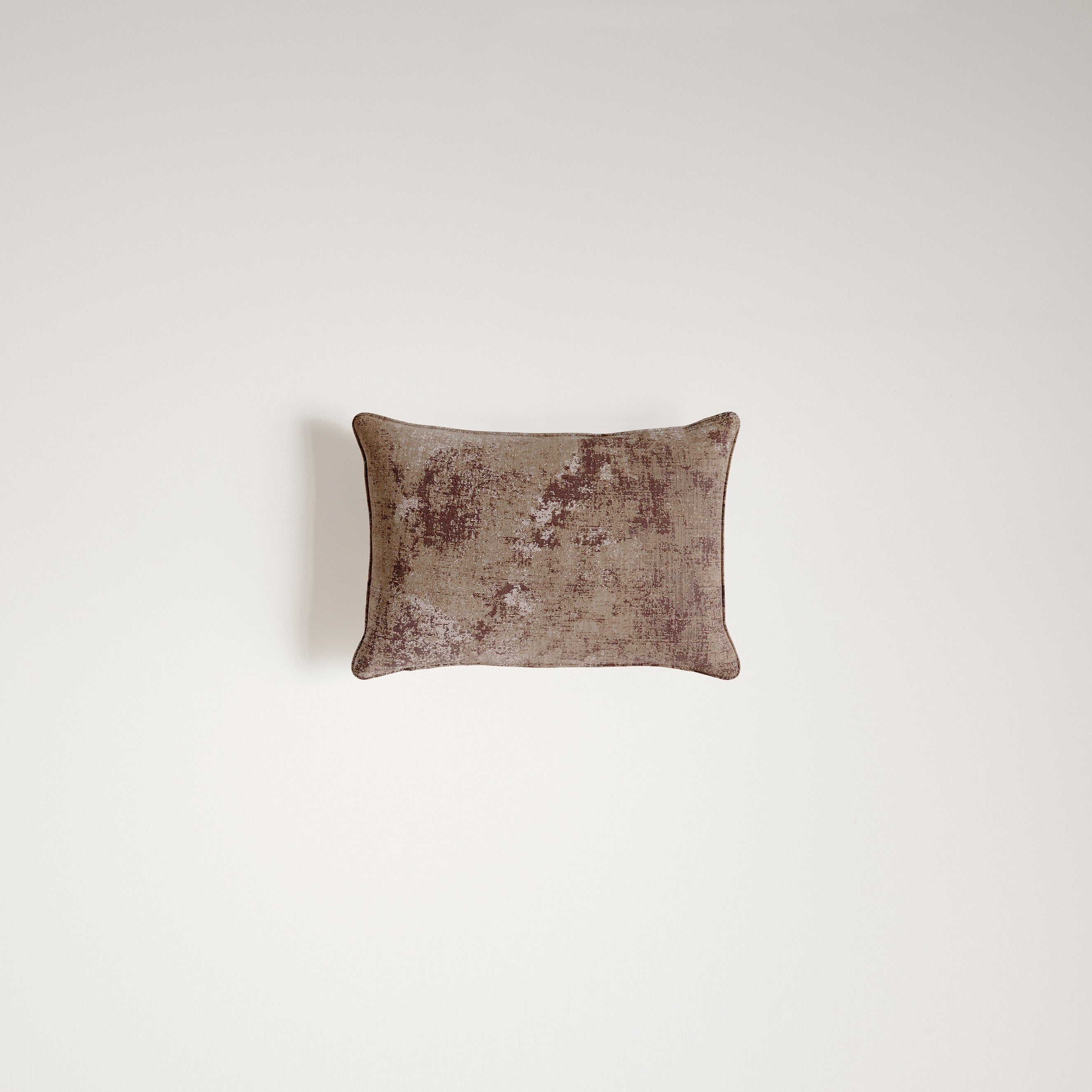 Kissen PIPED dunkelbeige mit braunem
