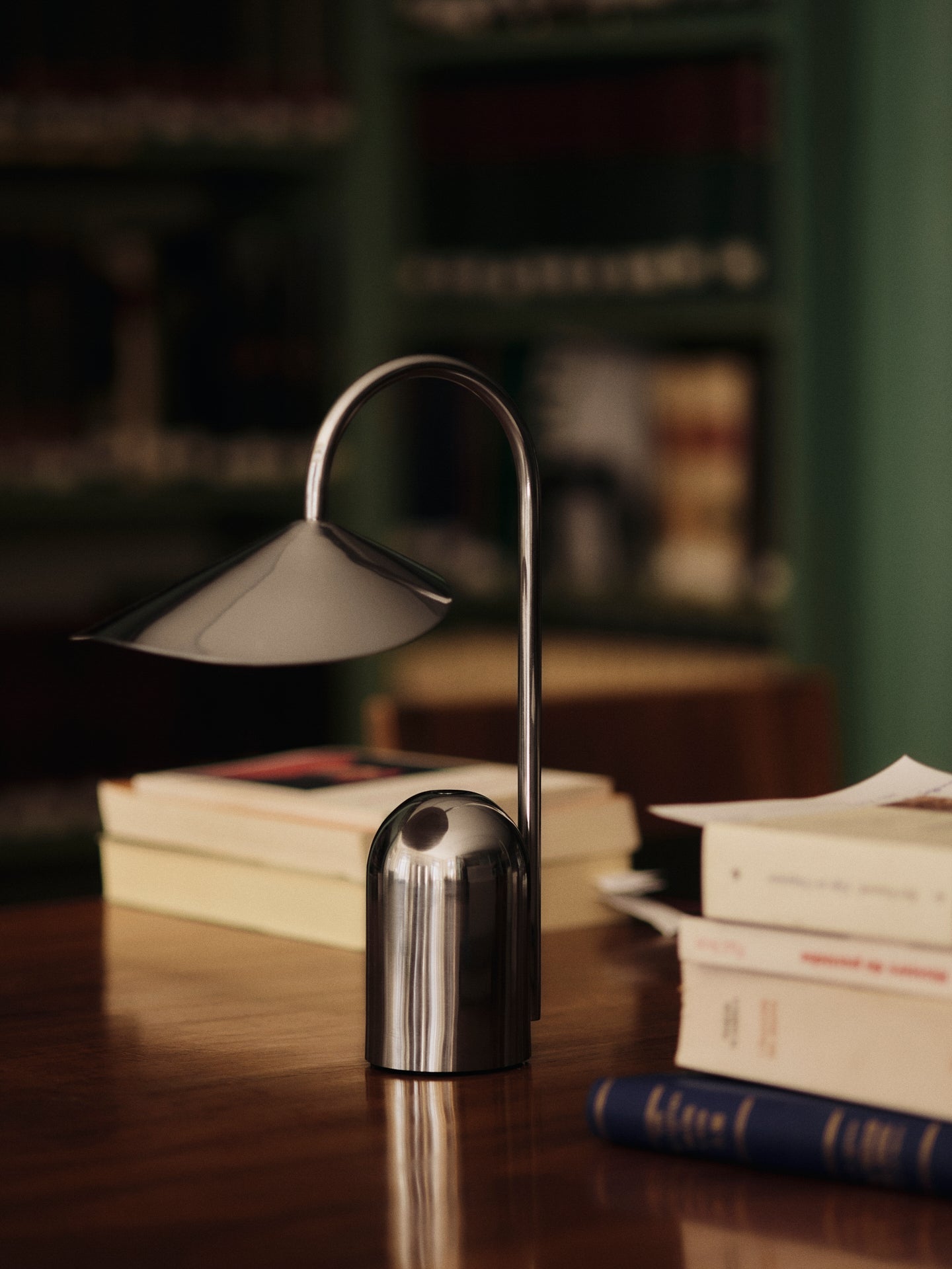 Lampa przenośna ARUM stalowy