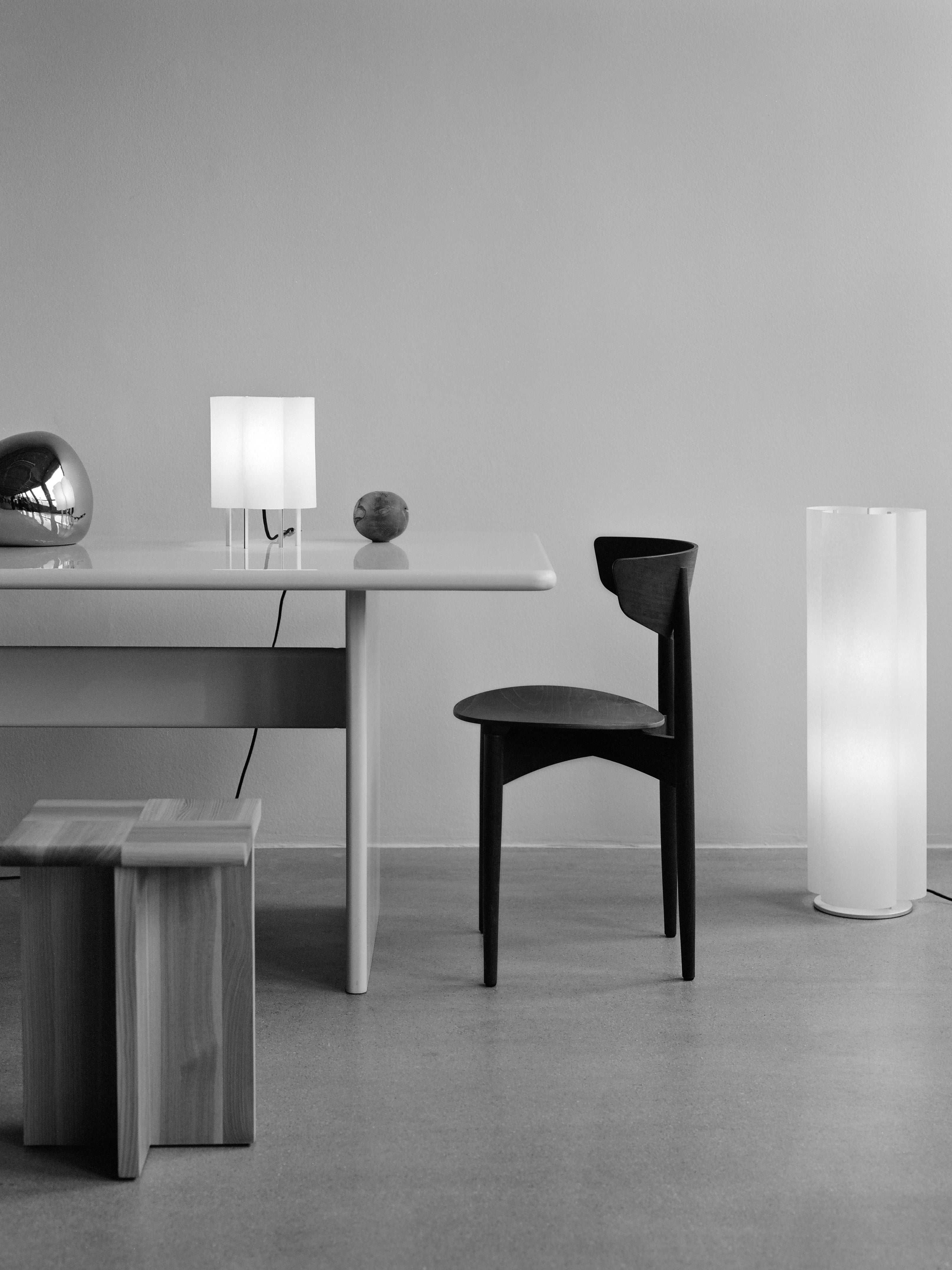 Lampa stołowa BOE biały