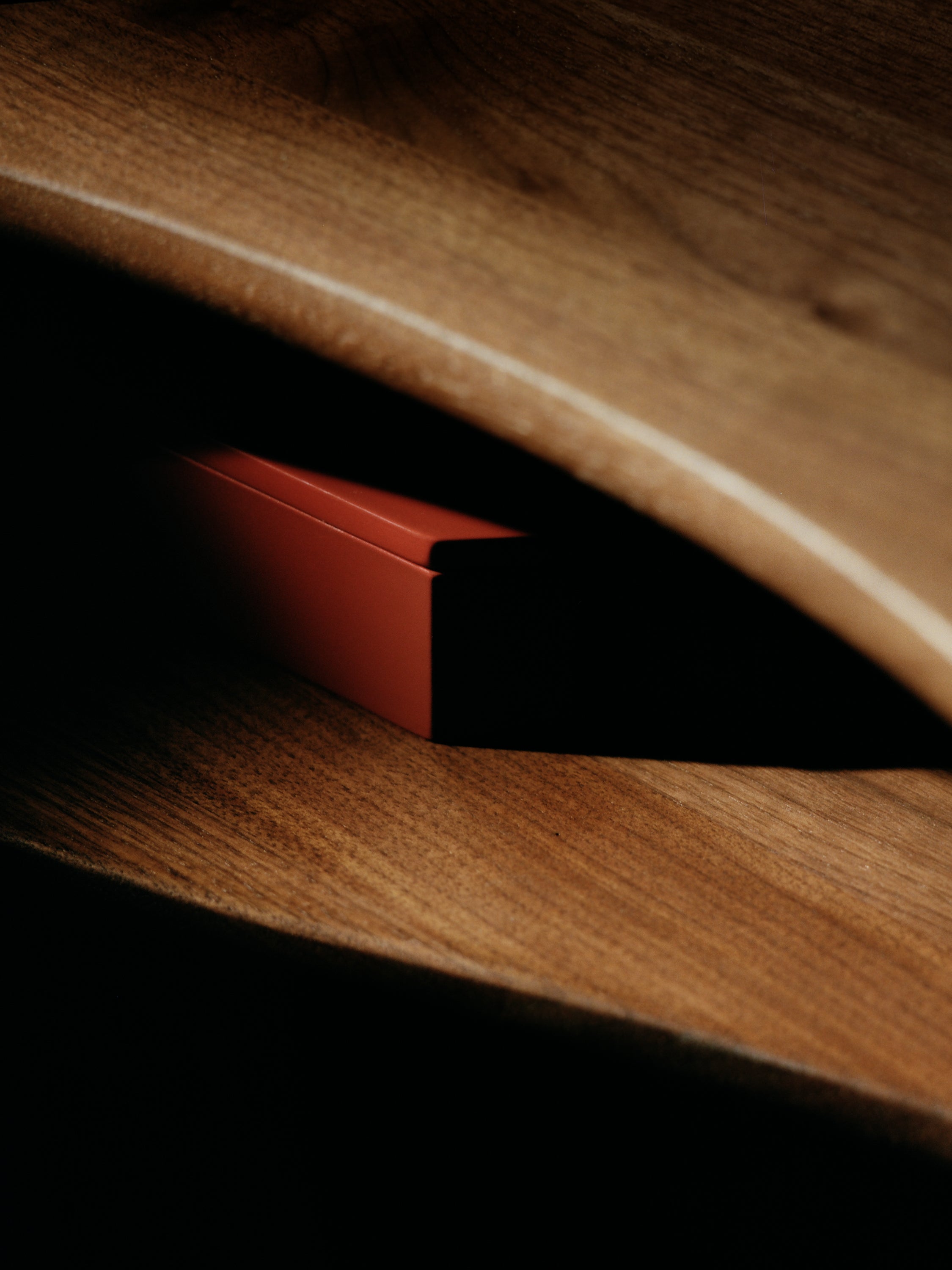 FEVE console walnut wood