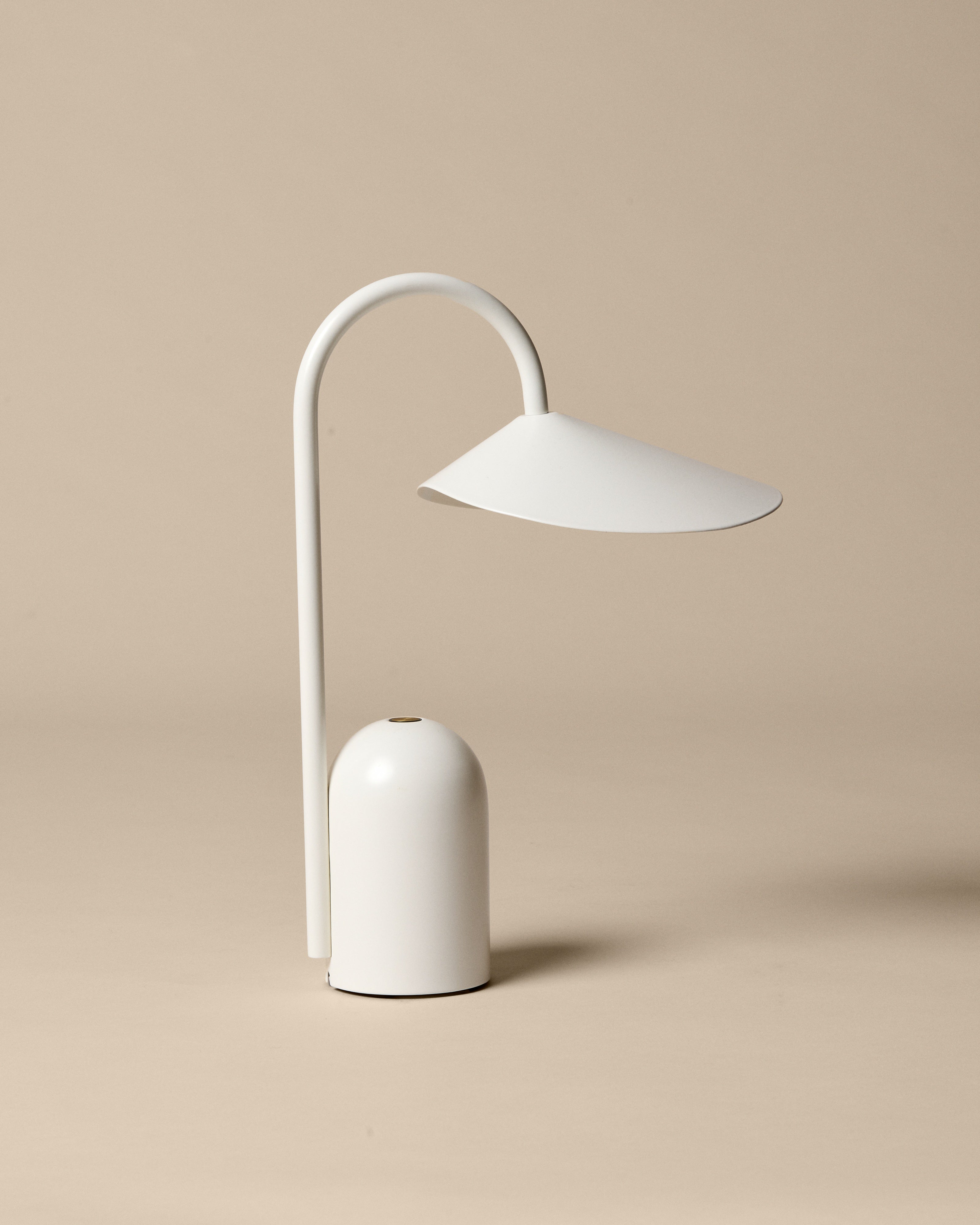Lampa przenośna ARUM biały