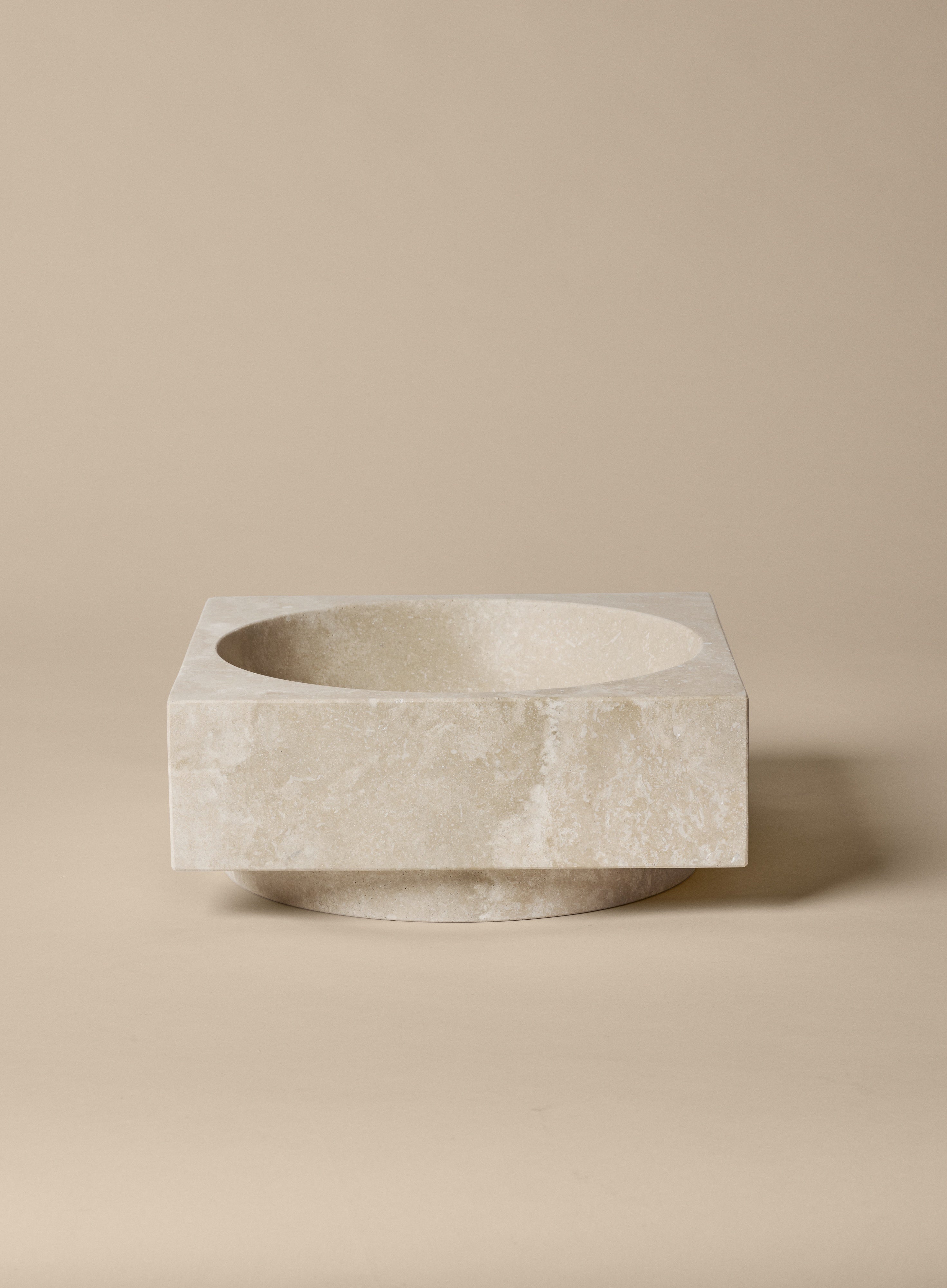 Misa dekoracyjna HEW HIGH CENTERPIECE trawertyn