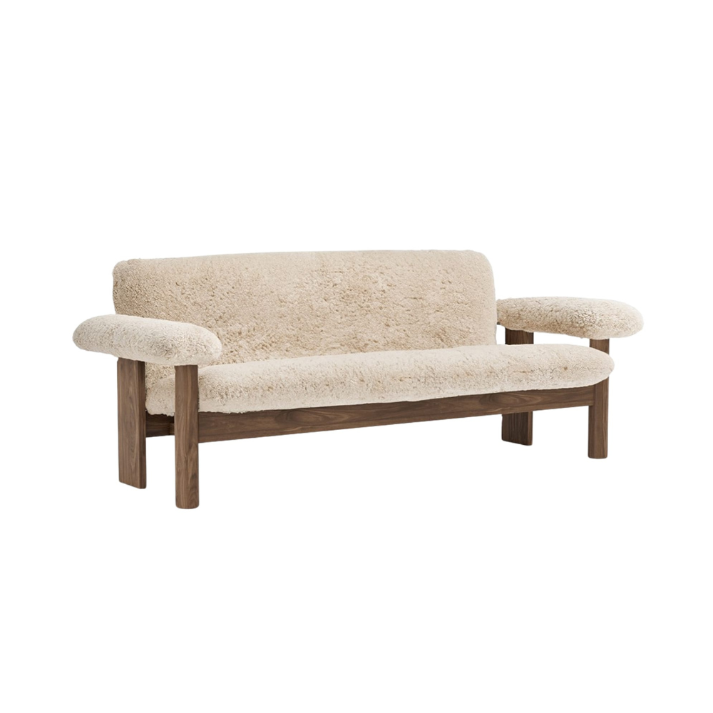 Sofa BRASILIA skóra owcza z orzechową podstawą