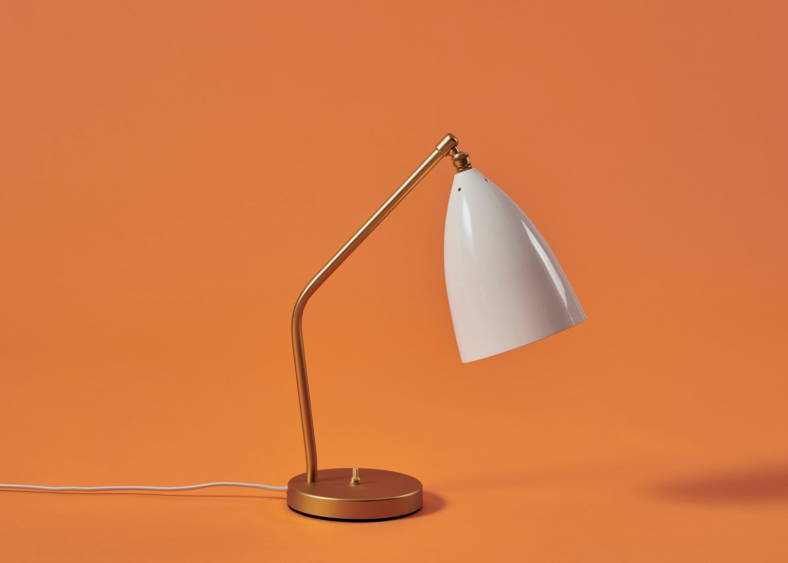 Lampa stołowa GRÄSHOPPA szary klosz ze złotą podstawą