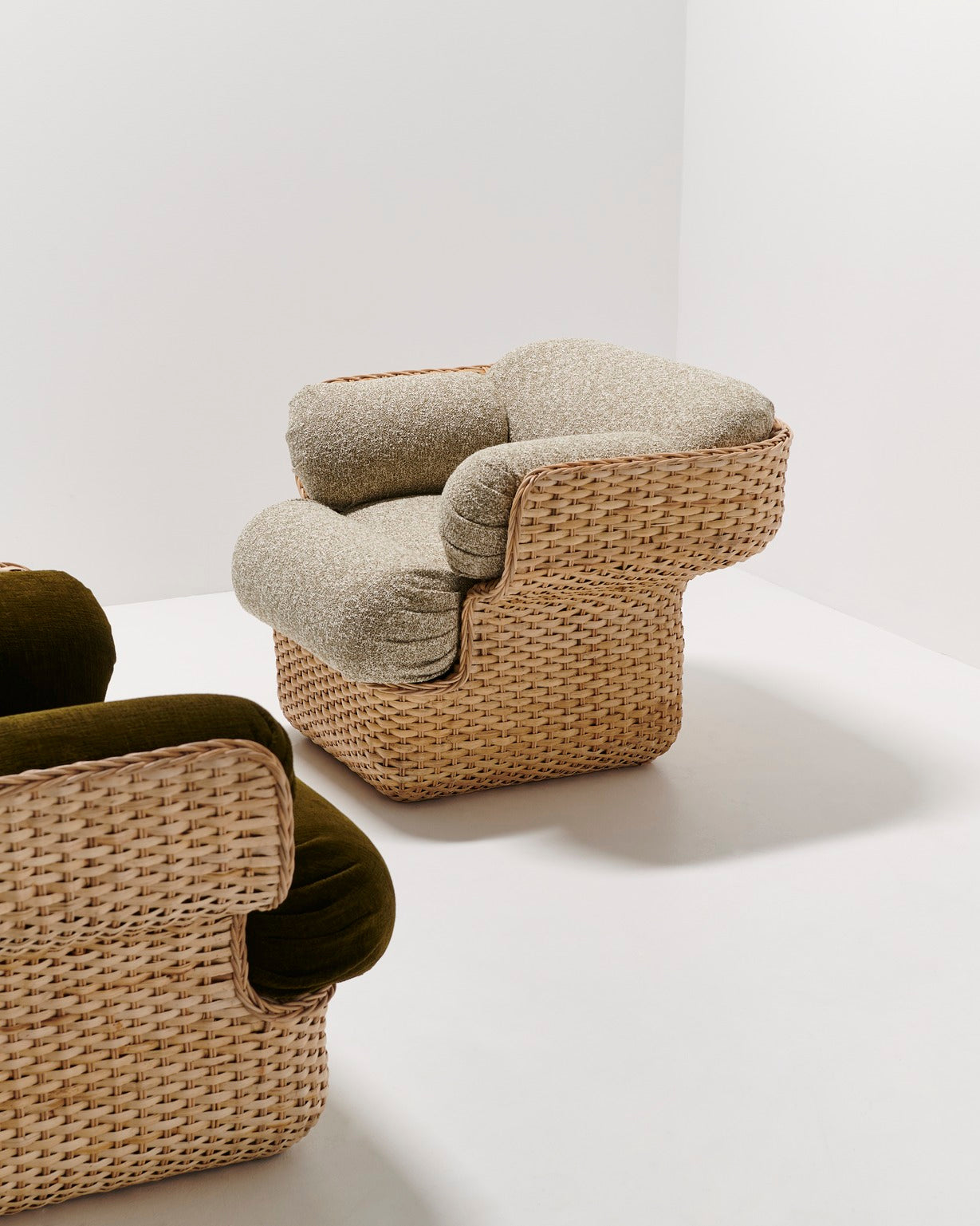 BASKET Sessel grün mit Rattan