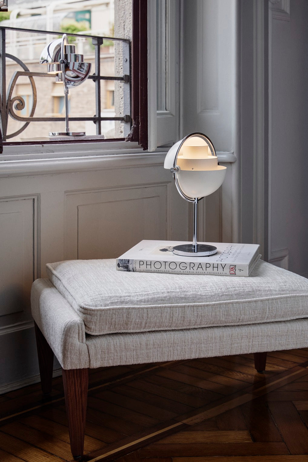 Lampa przenośna MULTI-LITE biały z chromowaną podstawą