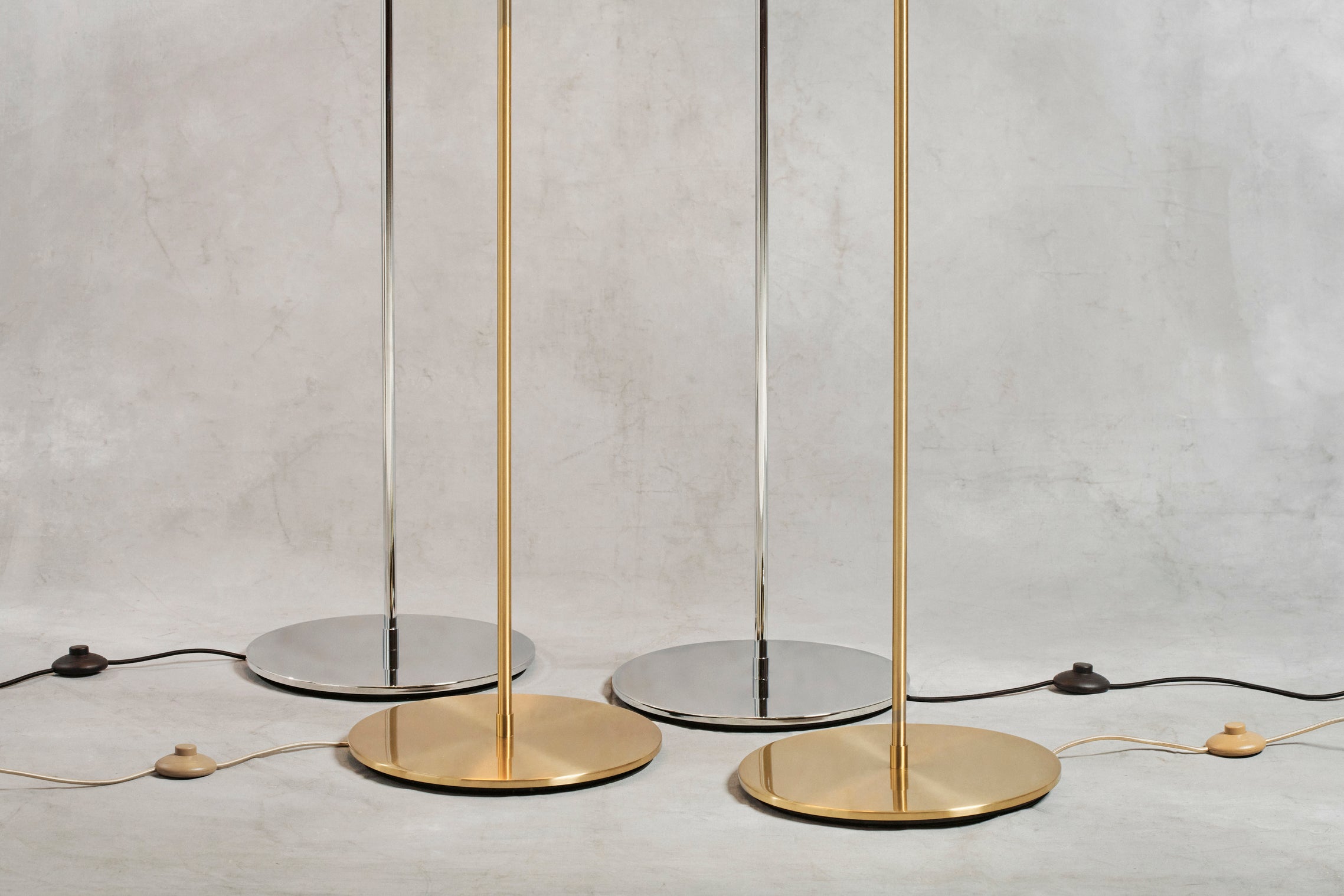 Lampa podłogowa MULTI-LITE chrom