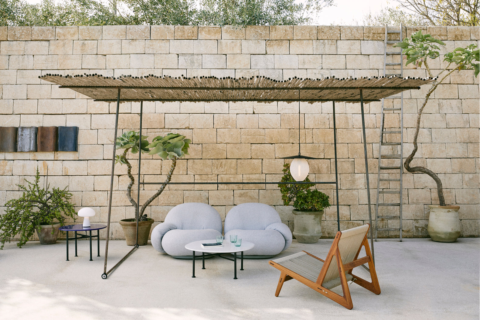 MR01 Garden Armchair Iroko Wood