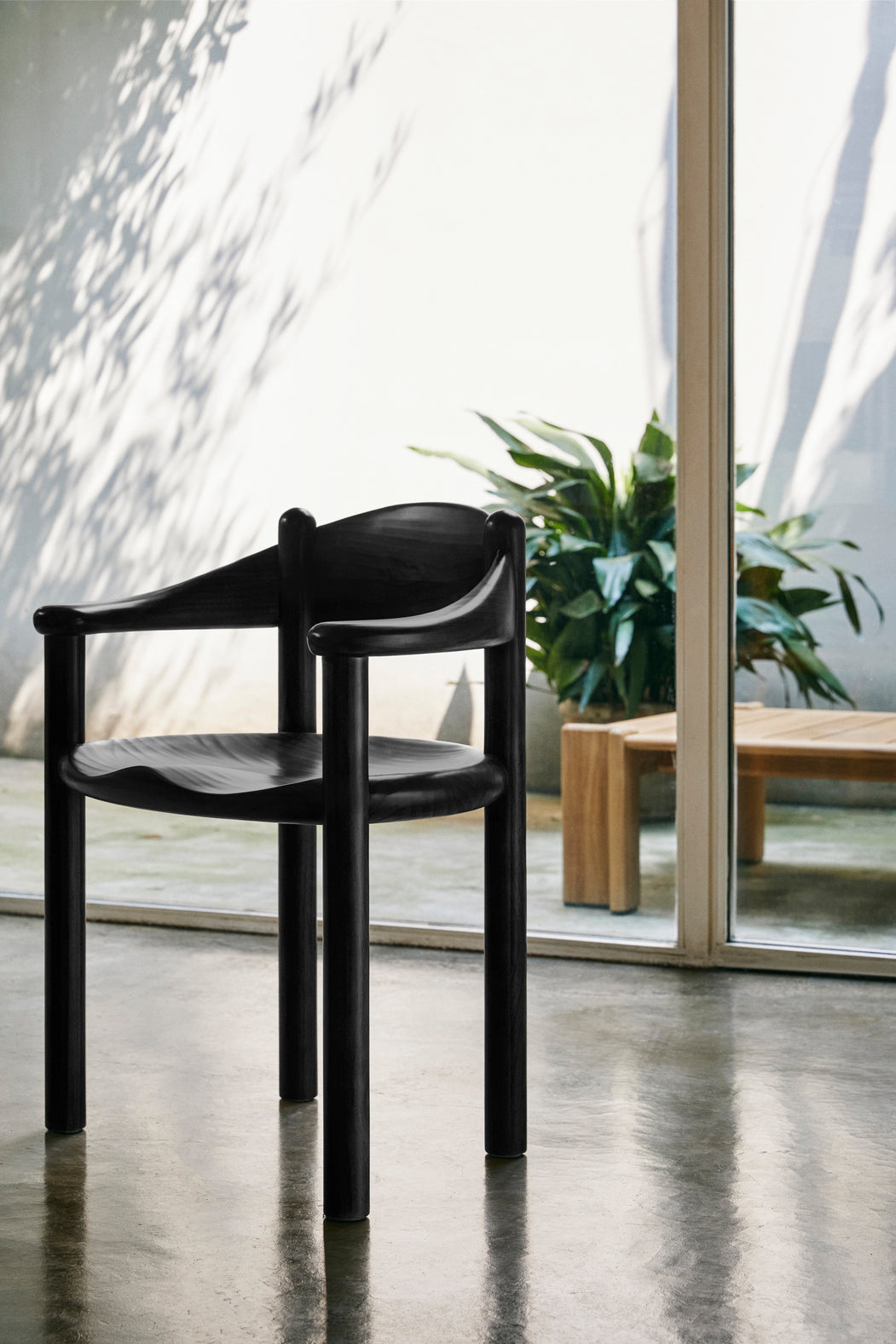 DAUMILLER Armchair with Armrests Black Pine Wood