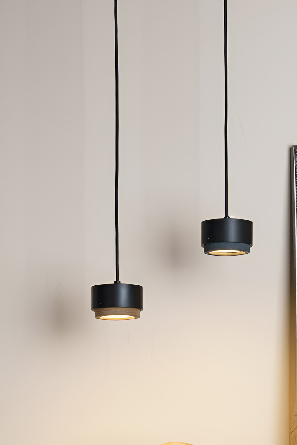 Lampa wisząca JUBI aluminium z betonem