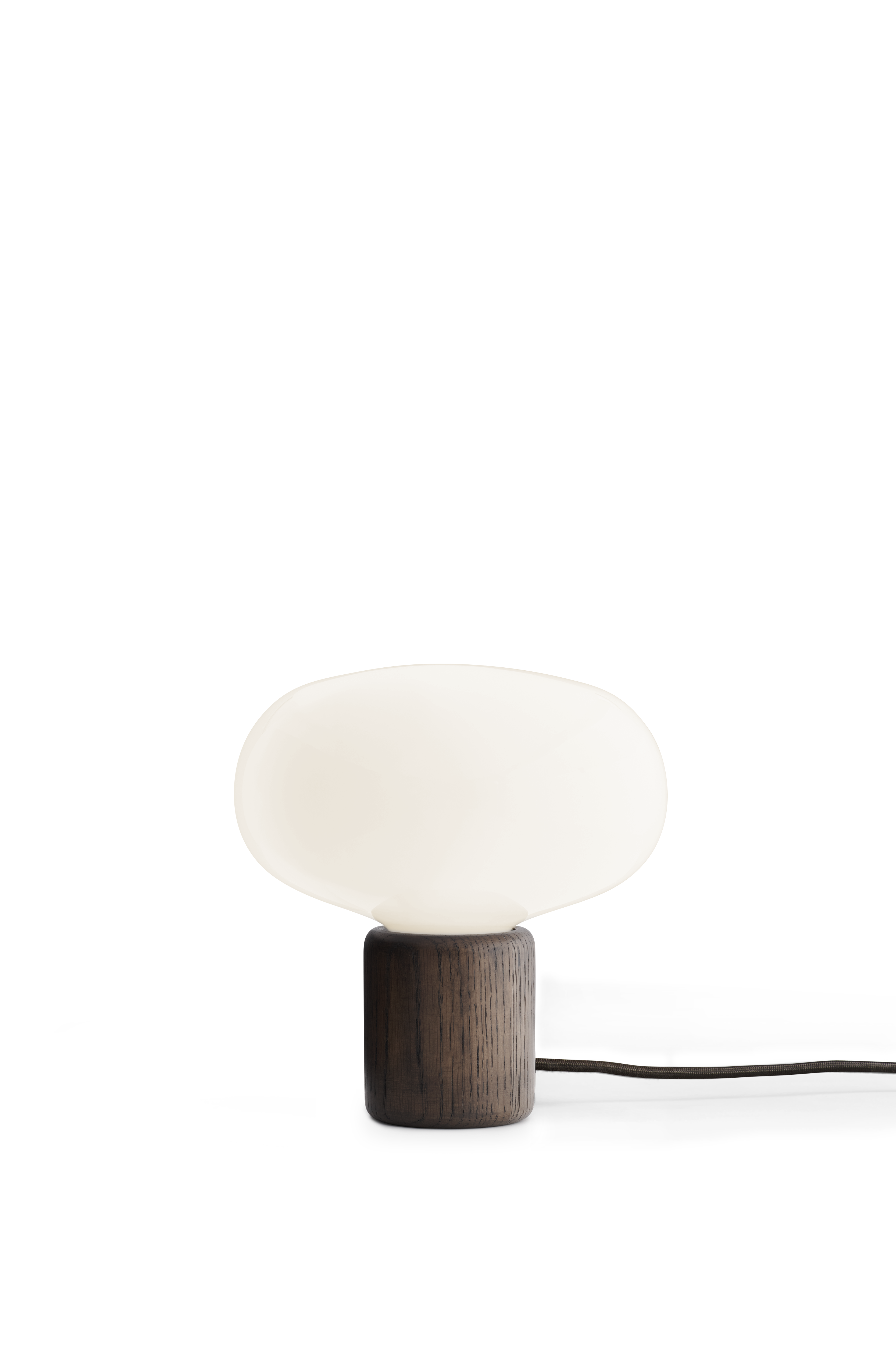 Lampa stołowa KARL-JOHAN opalizujące szkło z dymioną dębową podstawą