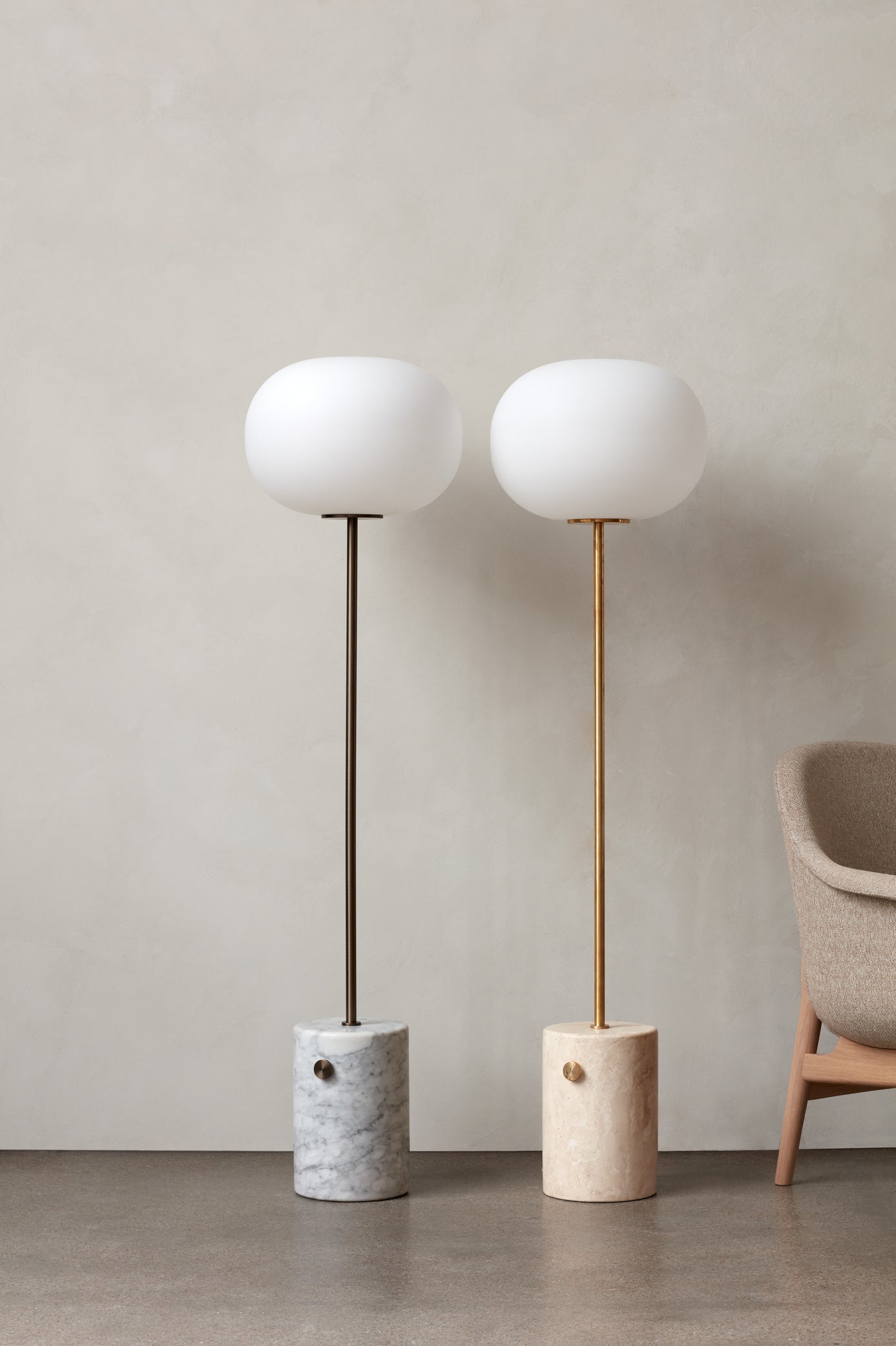 Lampa podłogowa JWDA biały marmur
