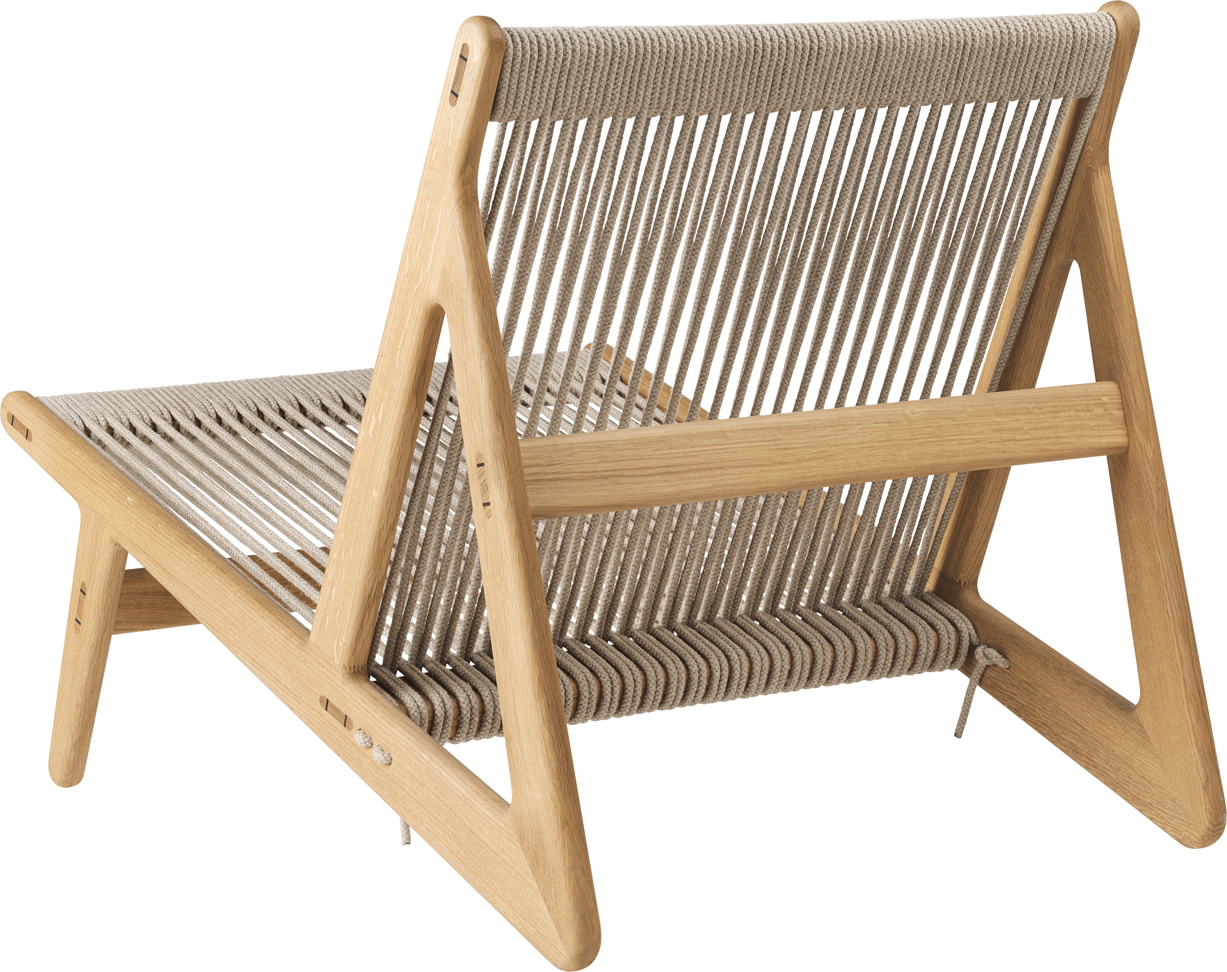 MR01 armchair in oak wood and linen
