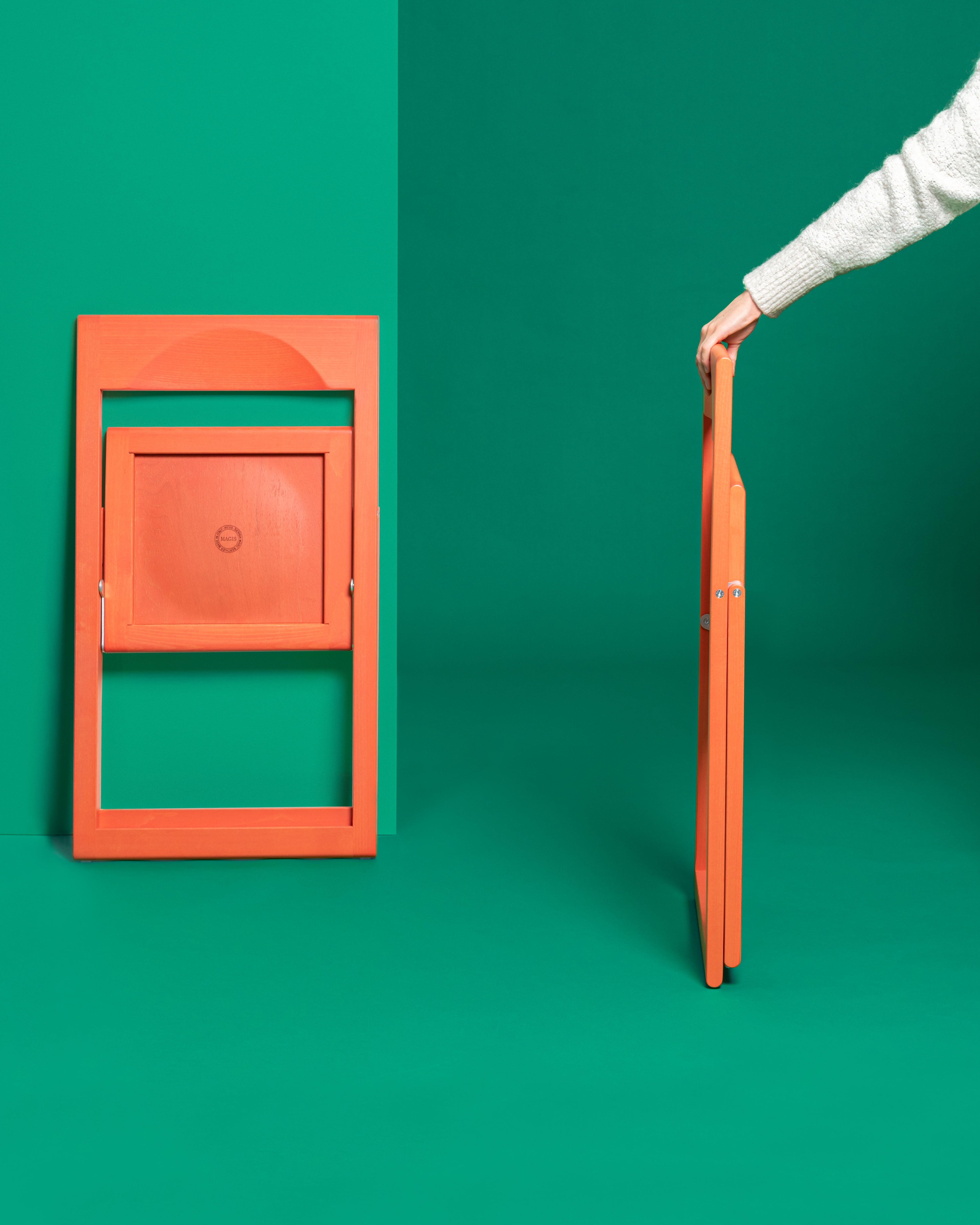 AVIVA folding chair green beech wood